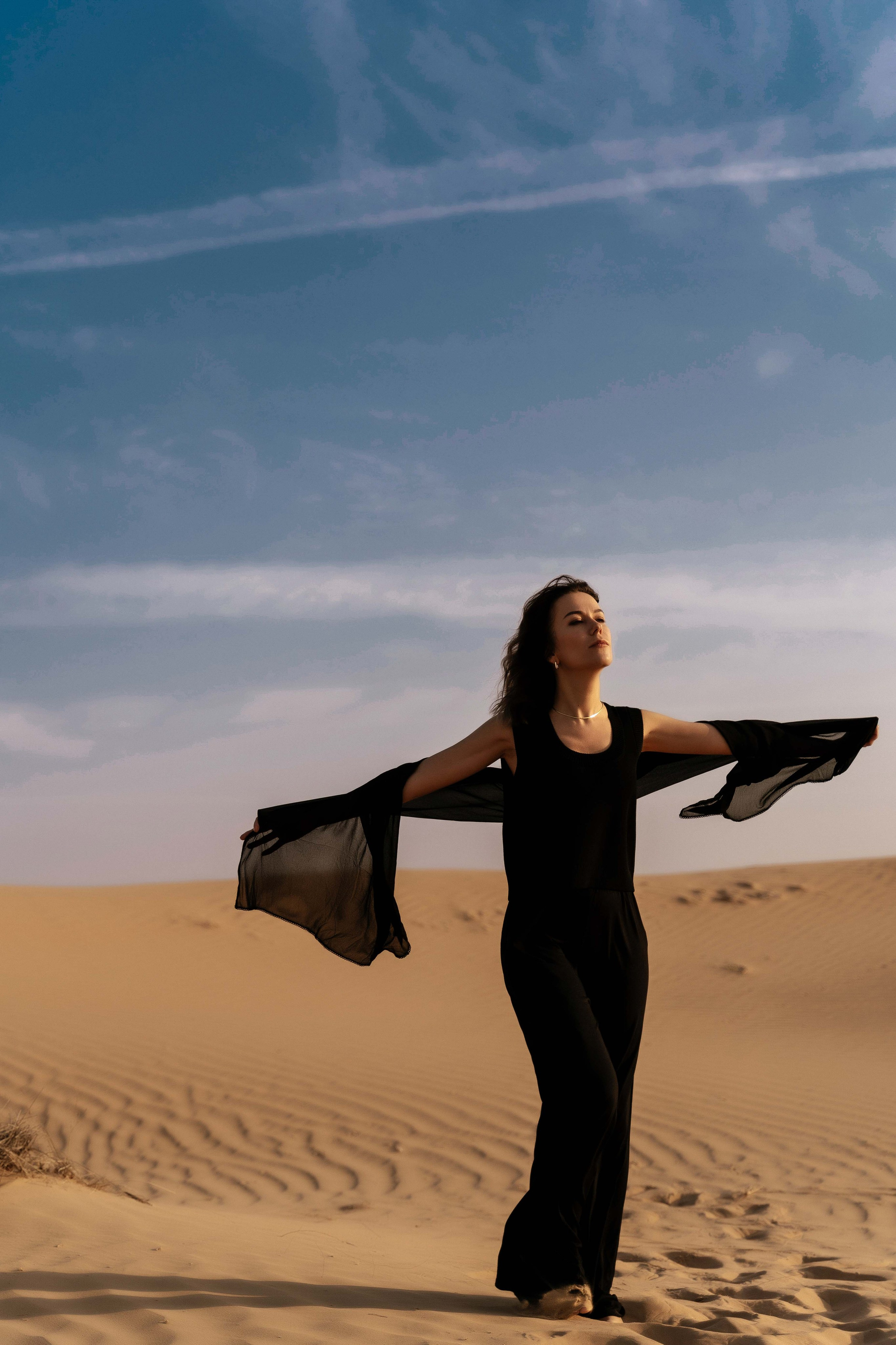 Наташа в пустыне 22 год. Фотограф и видеограф в Москве и Абу Даби Мария Кулагина