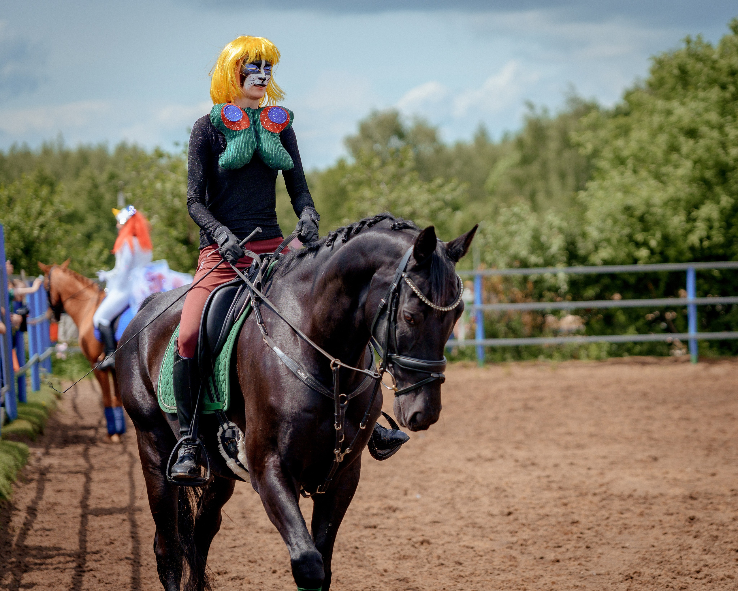 Конный клуб Горки. Портретный и семейный фотограф в Москве/Видное