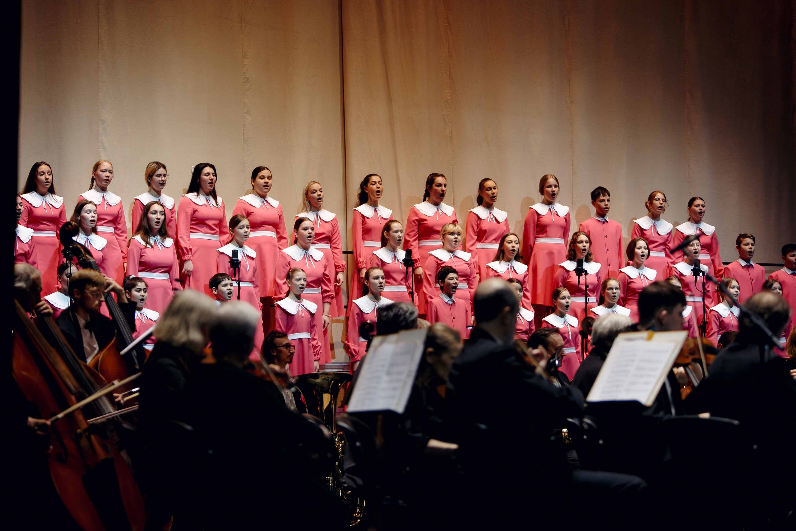Закрытие «Года педагога и наставника» в КЗЦ Миллениум. Ваш репортажный фотограф Артемий Антонов