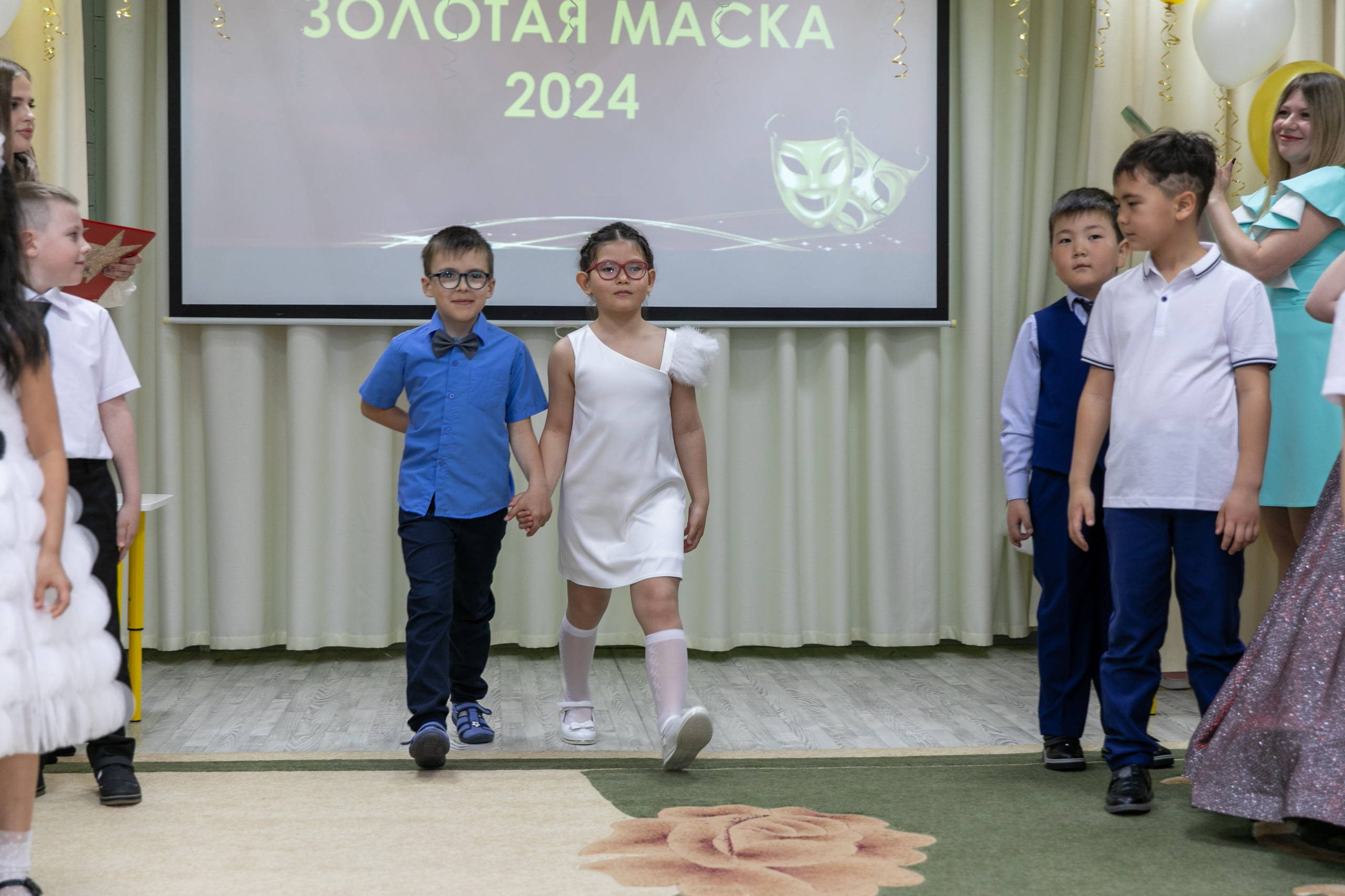 Выпускной Лебедушка 2024. Школьный и детский фотограф в Южно-Сахалинске Анастасия Лескова