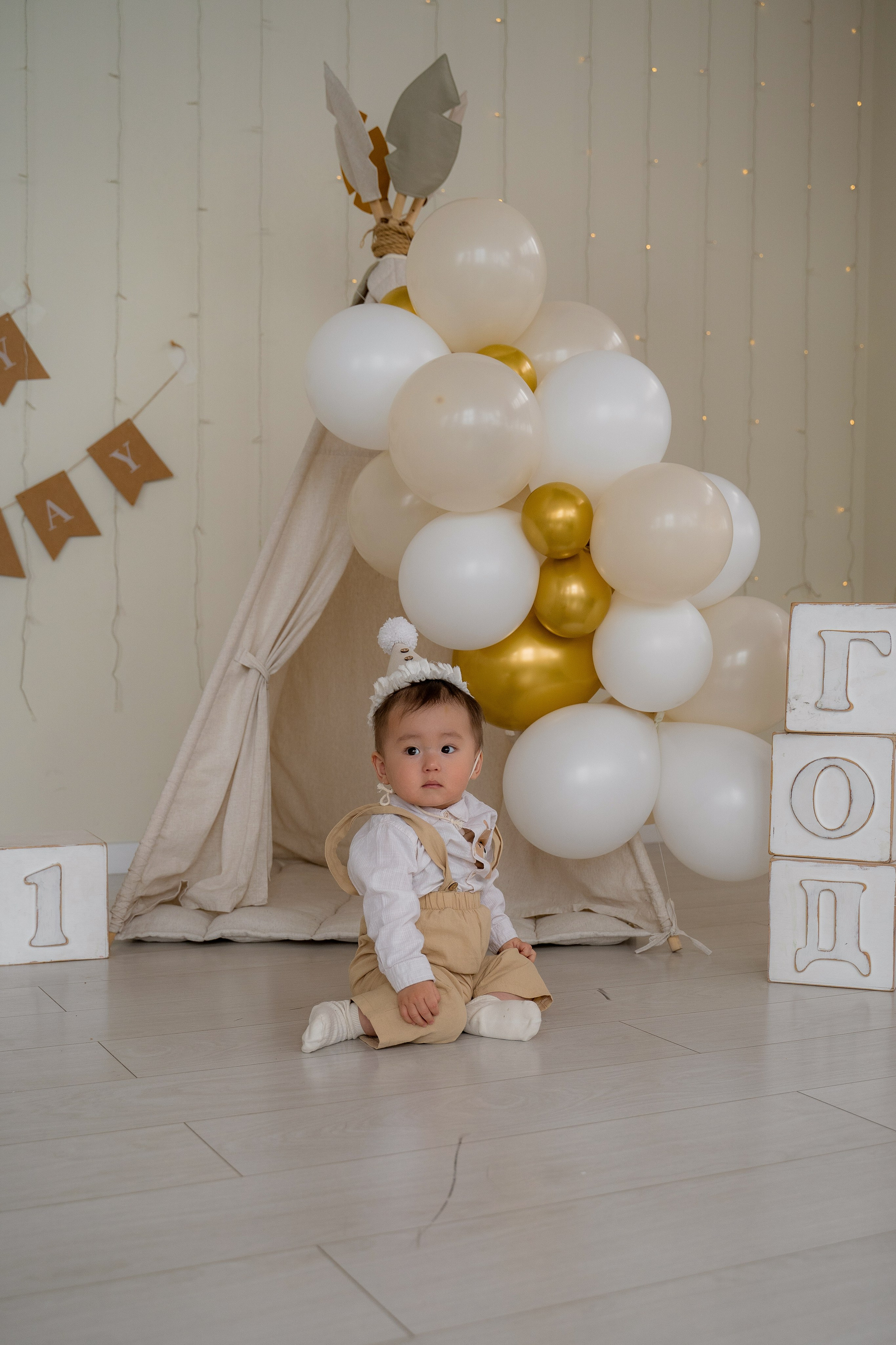 Cake Smash. Фотостудия Малина в городе Улан-Удэ. Фотограф Ирина Жарникова