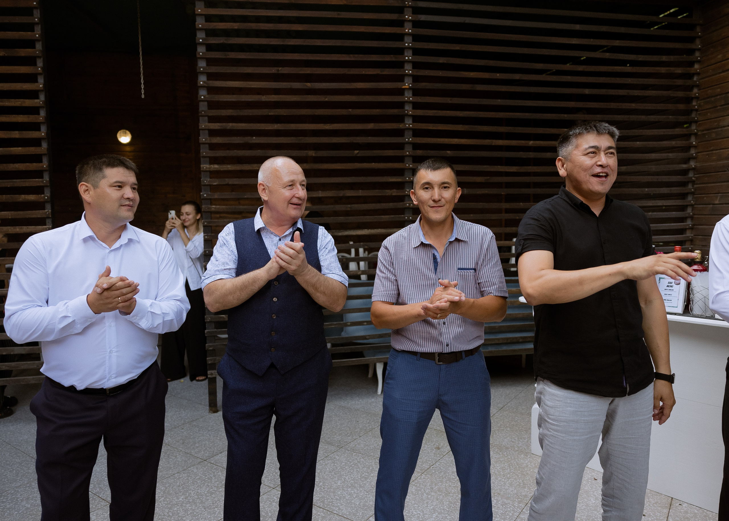 Дмитрий и Алита. Фотограф Эмиль Исякаев