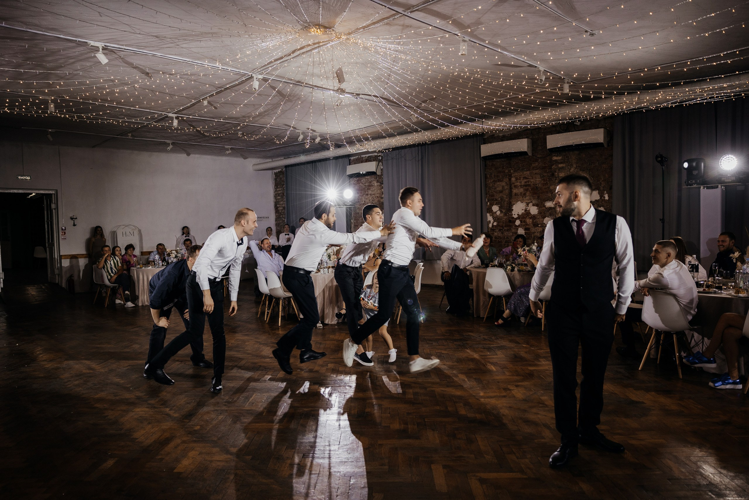 Свадьба в лофте 2022. Бюджет 675.000. Организатор свадеб в Ростове-на-Дону