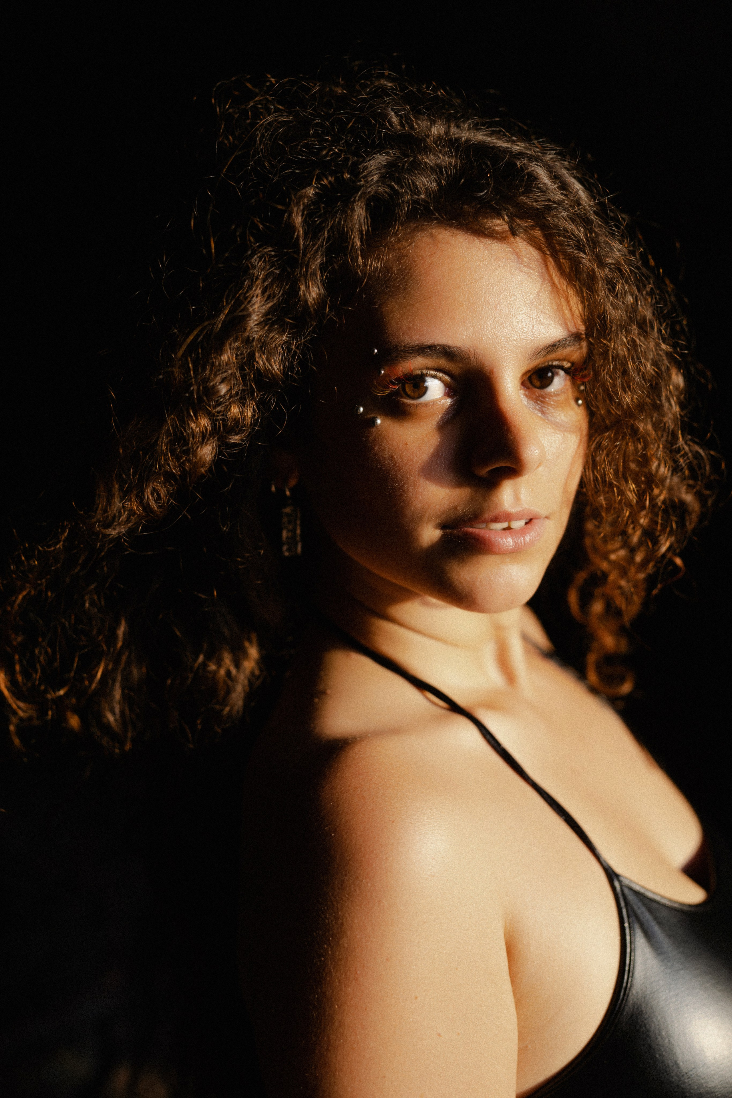 Ксения и море. Фотограф Аля Овчарова