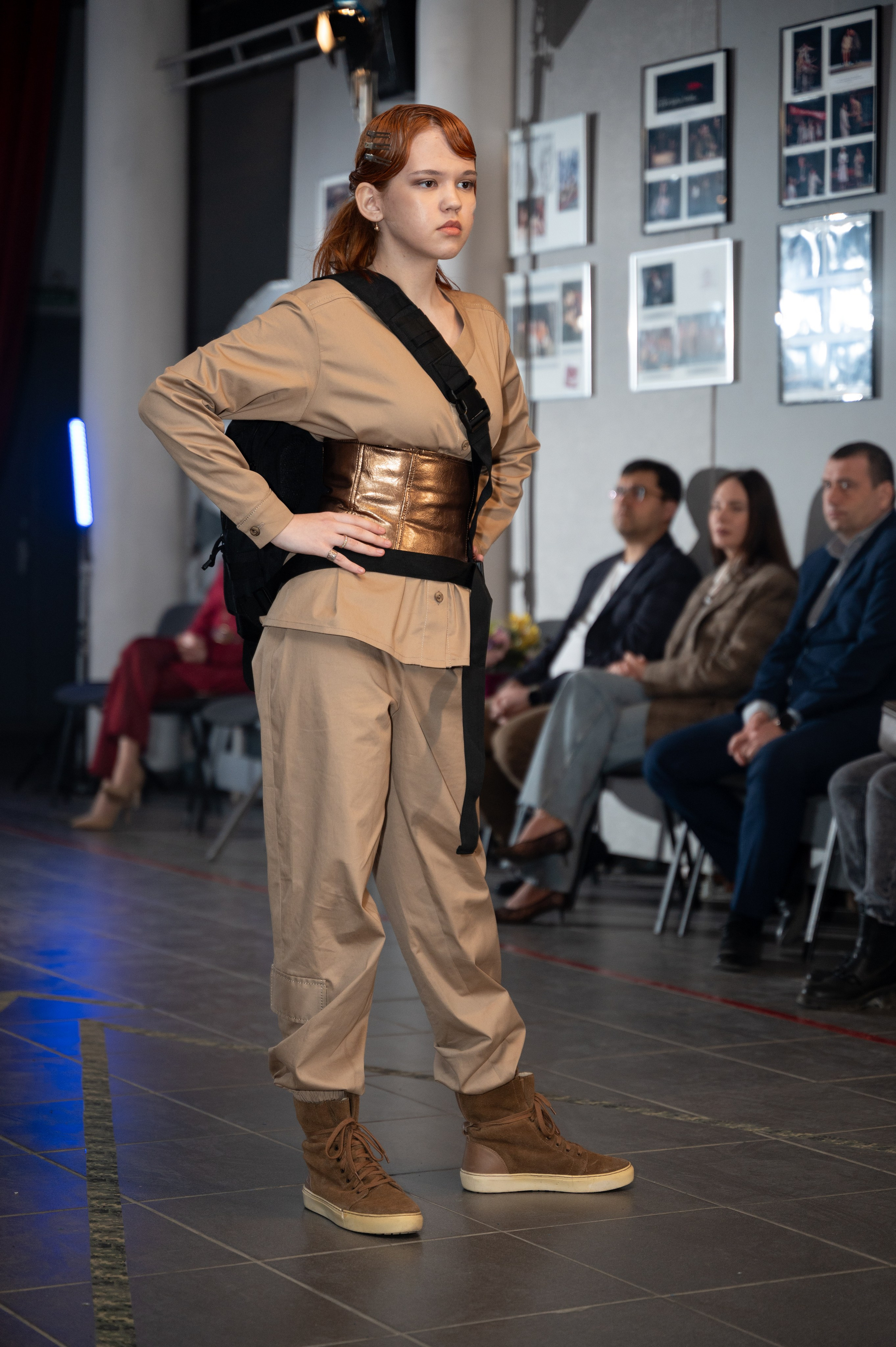 Закрытый показ милитари «Своя трансформация» дизайнера Юлии Бойченко | 24.04.2025. Фотограф в Омске Елизавета Кириллова
