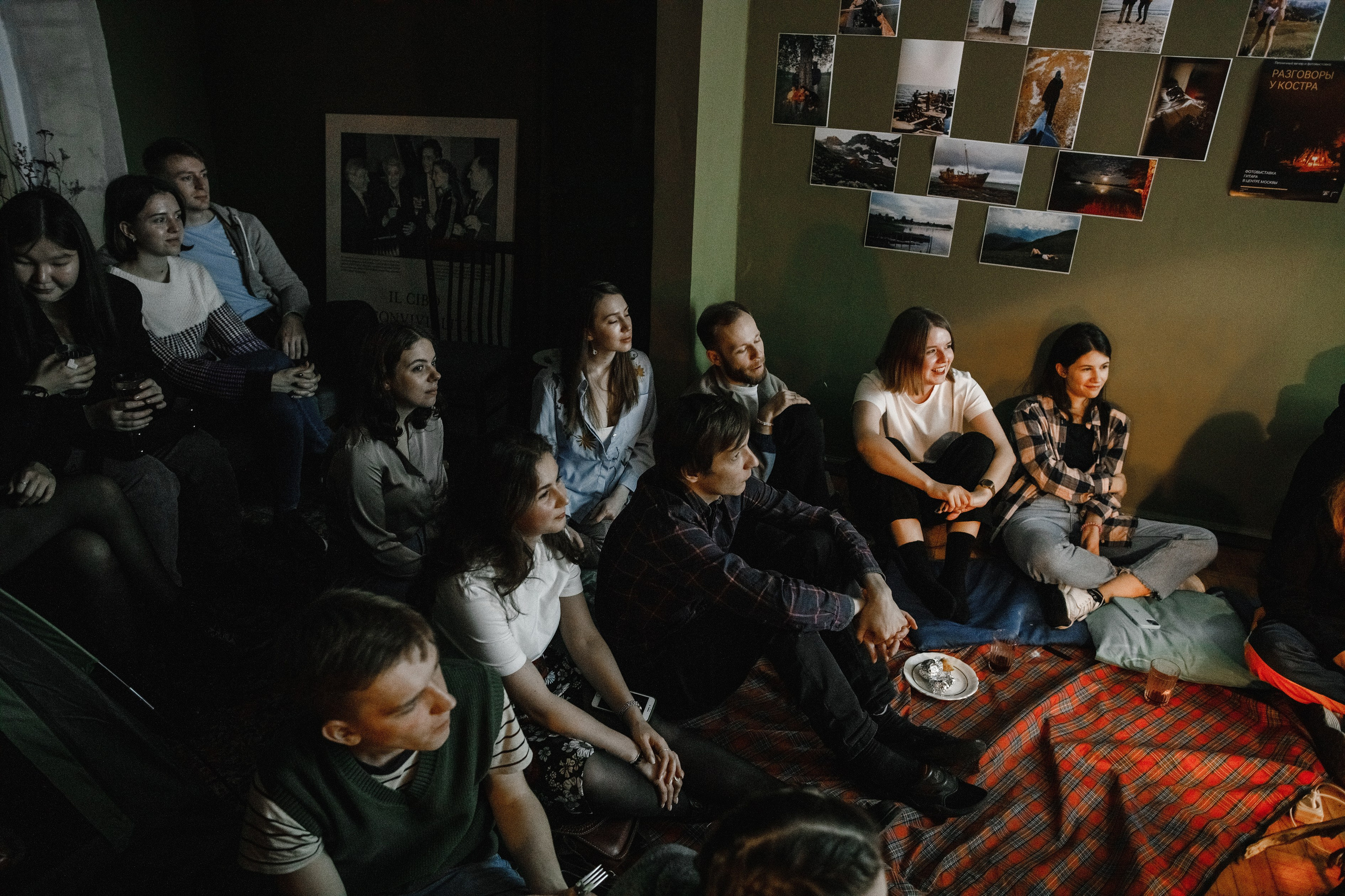 11.11.2022 // Совместно с ЕДЕМ.ДАЛЬШЕ. Фотовыставки serebro.gallery, в которых автором можешь стать ты! | Москва