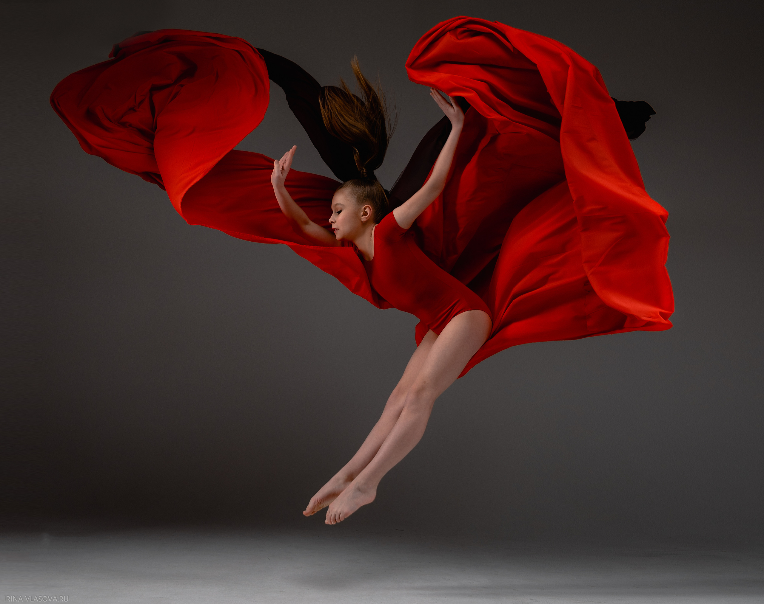 фотосессия с летящими тканями нск