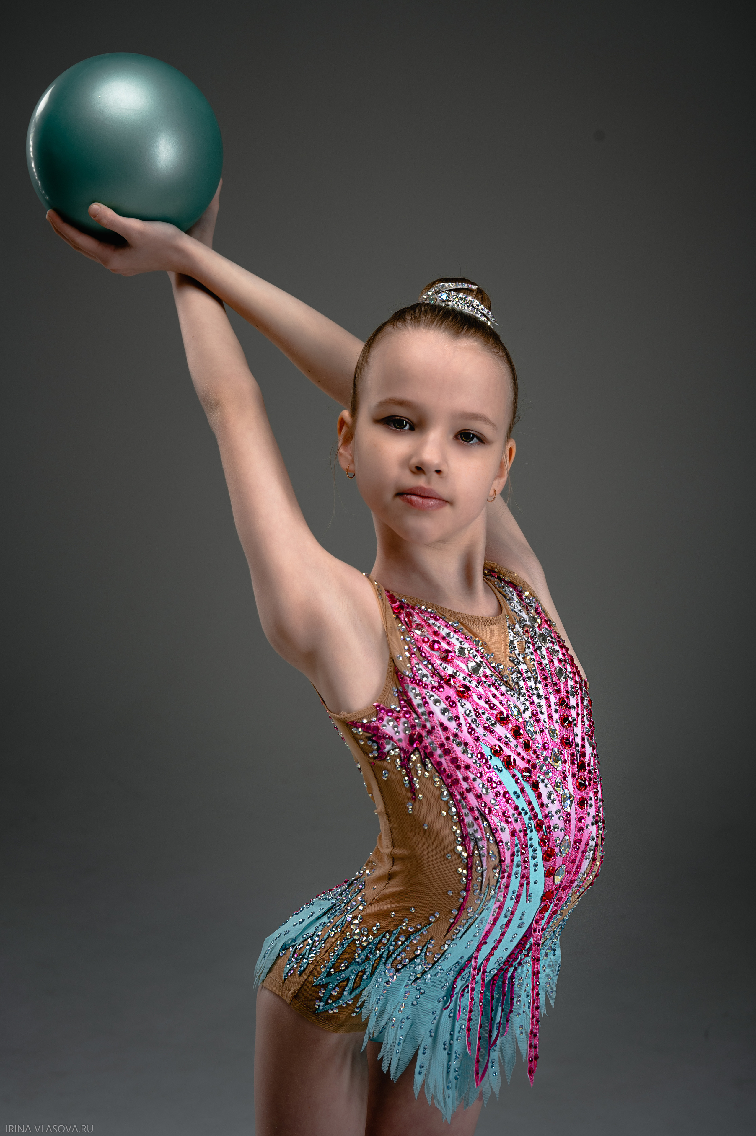 гимнастка с булавами фотоссессия нск