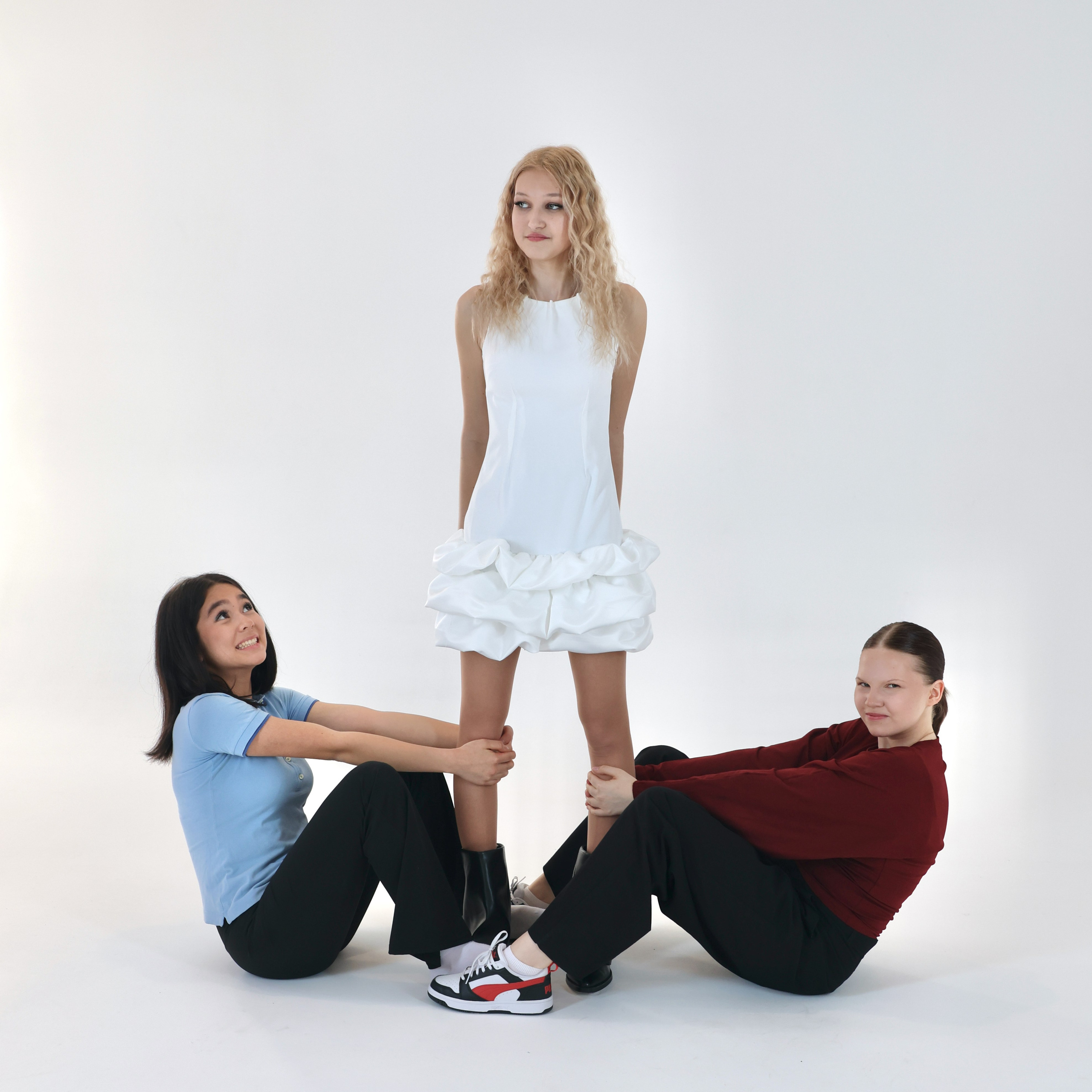 С Днём Рождения, Лиза!. Школьные выпускные альбомы в Москве Марина Николаева