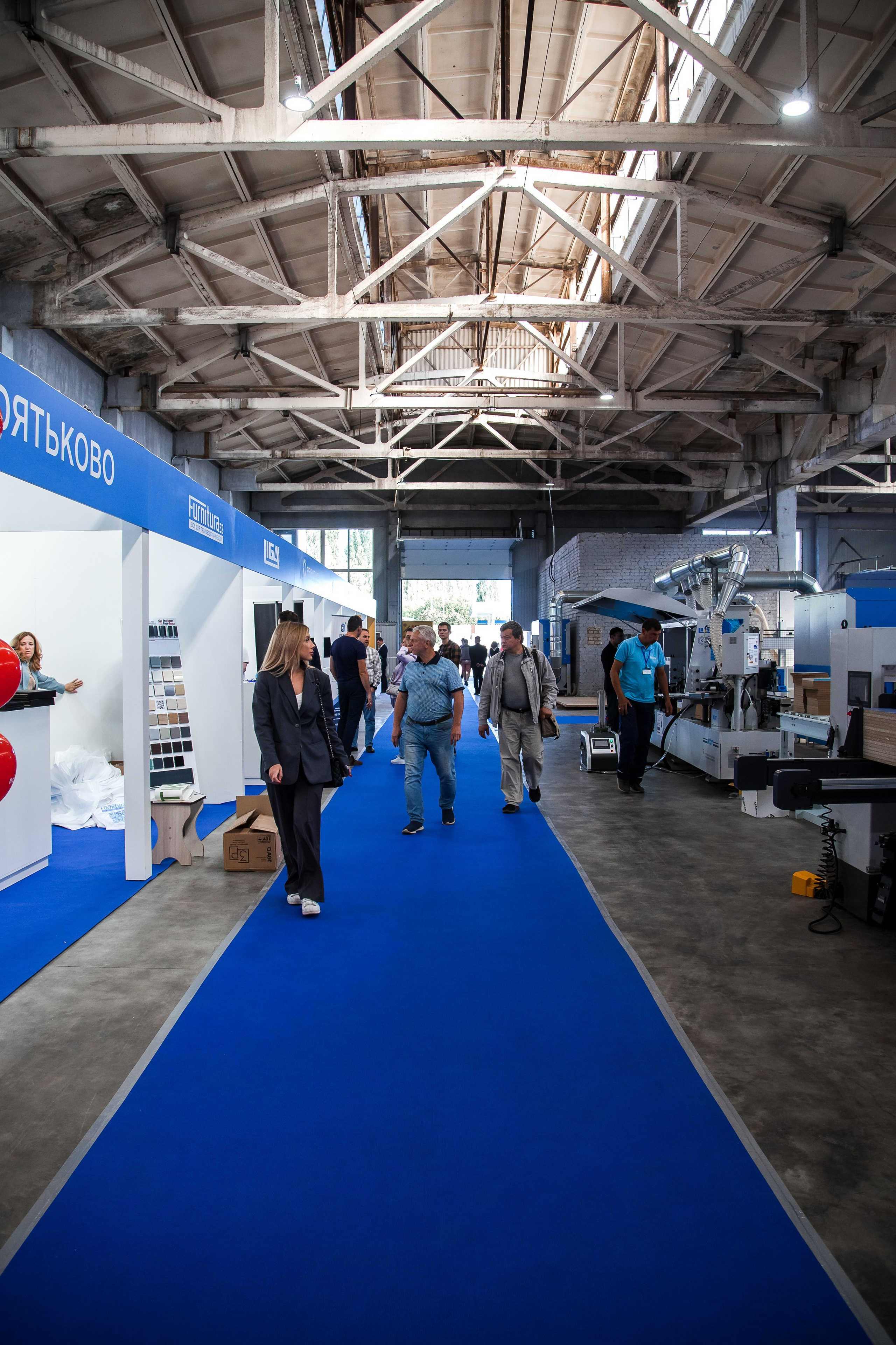 Выставка ТЕСТ-ДРАЙВ.МЕБЕЛЬНОЕ ПРОИЗВОДСТВО И ДЕРЕВООБРАБОТКА. БРЯНСК 2023. Портретный, семейный, свадебный фотограф в Брянске Маргарита Василькова