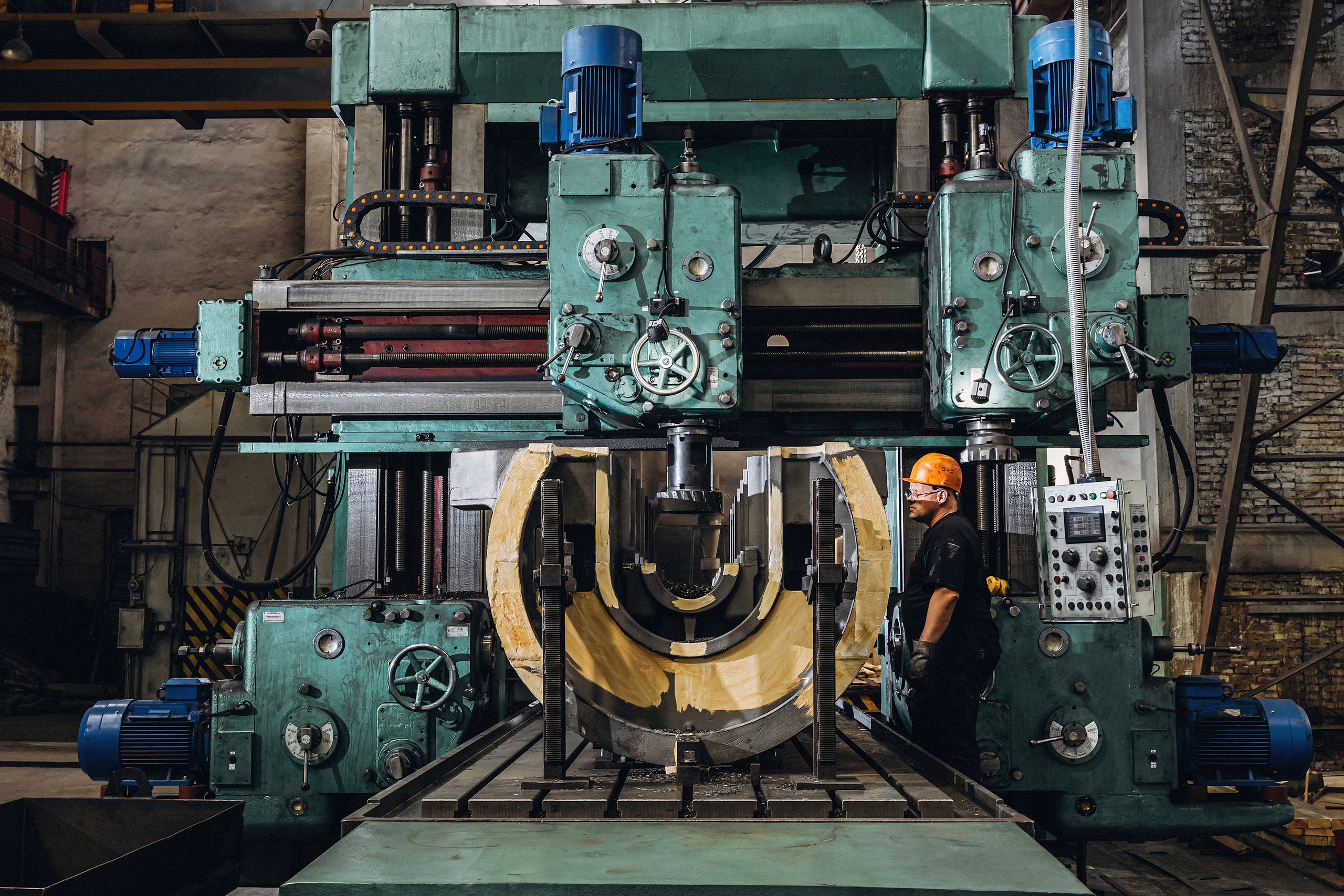 профессиональный фотограф петрозаводск, карелия, профессиональный фотограф, фотограф промышленный, промышленное фото, фото завод, производство фото, литейка, литейное производство, станкостроение, модельное производство, модельный цех, фотограф на завод, карельская промышленность, лучший промышленный фотограф петрозаводск Илья Соснин