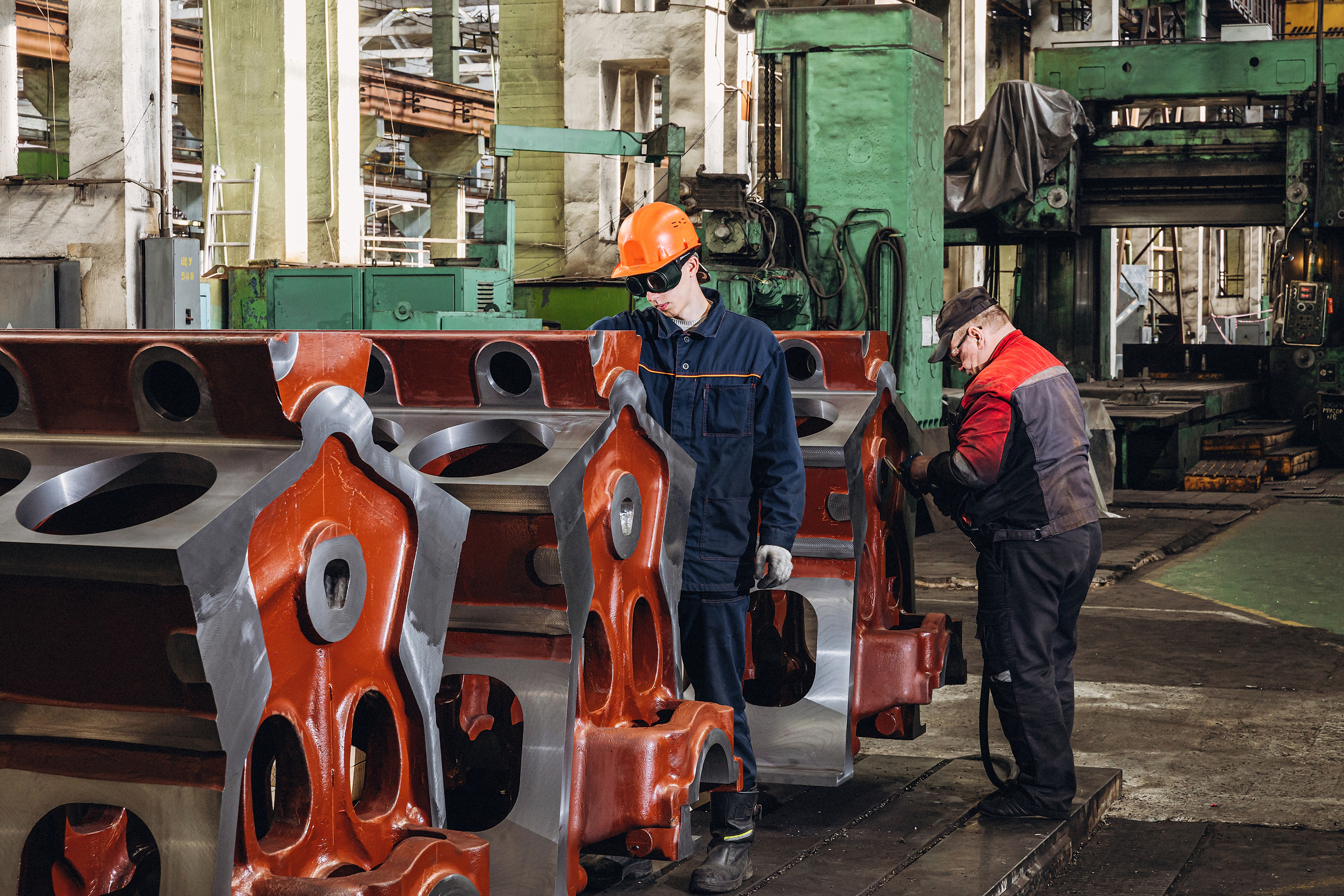 профессиональный фотограф петрозаводск, карелия, профессиональный фотограф, фотограф промышленный, промышленное фото, фото завод, производство фото, литейка, литейное производство, станкостроение, модельное производство, модельный цех, фотограф на завод, карельская промышленность, лучший промышленный фотограф петрозаводск Илья Соснин