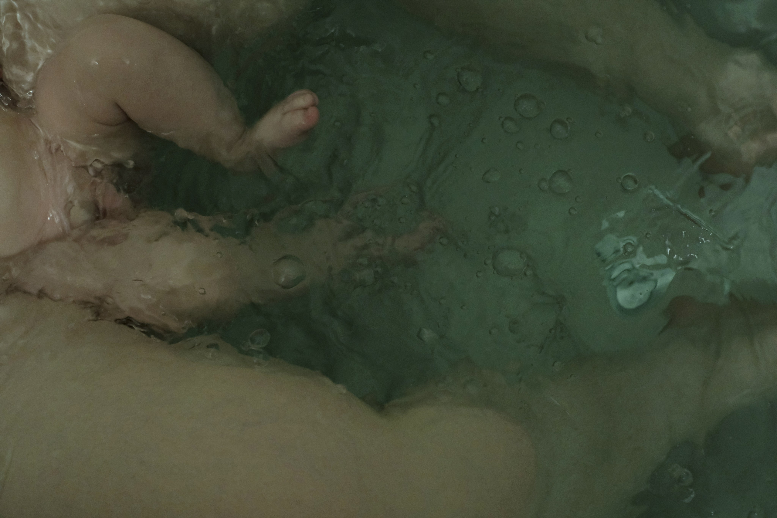 Maternity & Newborn. Margarita Rodionova — a contemporary lens-based artist currently working in Cancun, Mexico