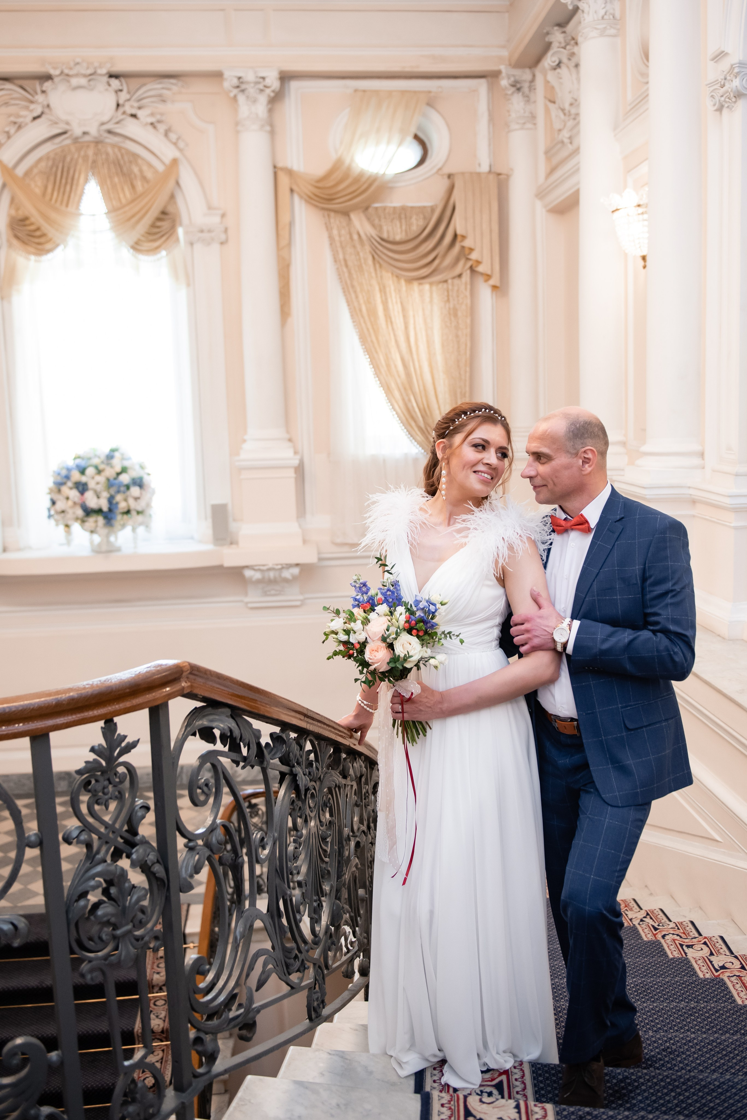 Свадебный день в Петербурге. Анастасия Петрович фотограф, фотокорреспондент в Москве и Санкт-Петербурге. Фотосъёмка репортажа, мероприятия, корпоративная съёмка, контент