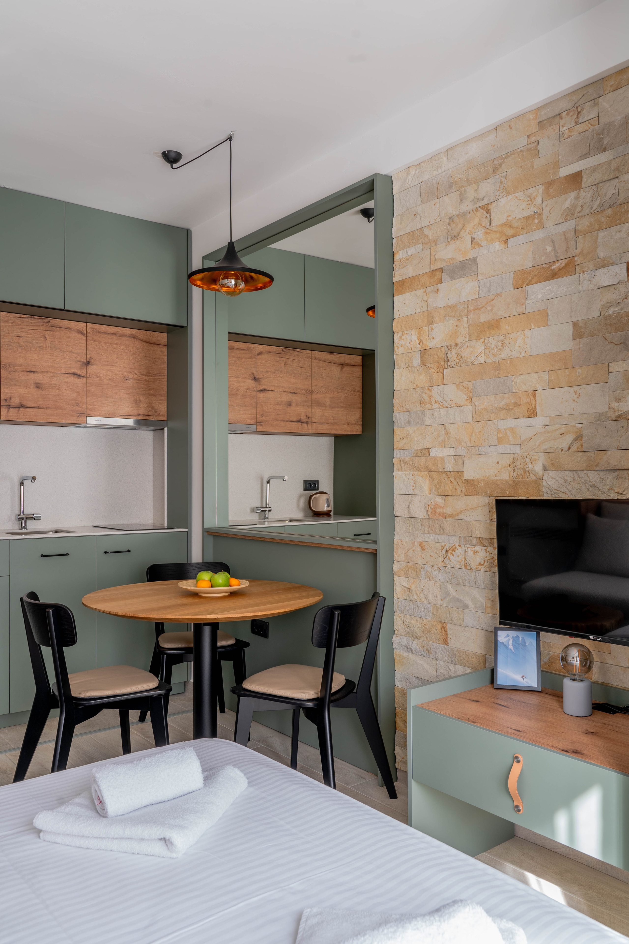 Madre interiors. Photographer Liana Sudets Serbia Kopaonik Brzece Brus