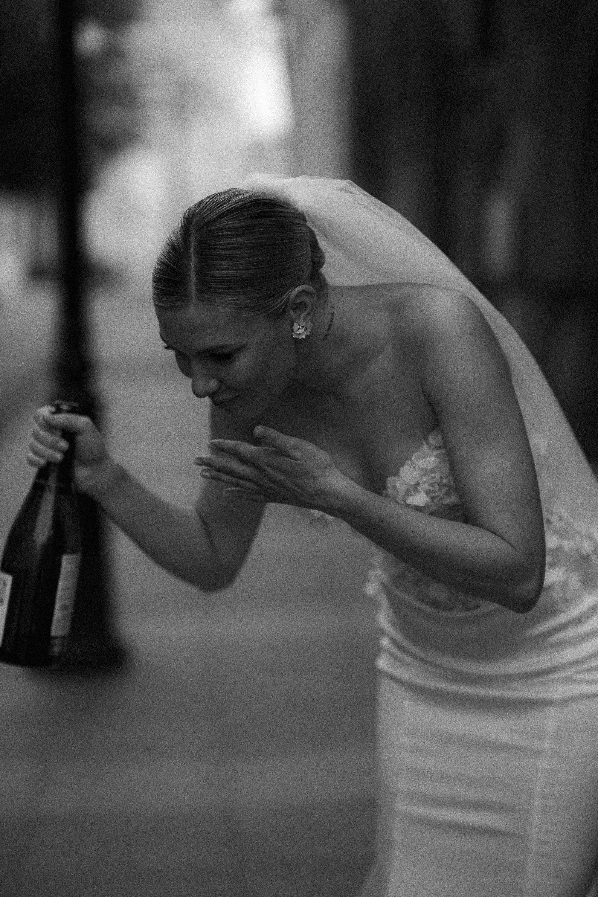 Love is all Around. Сентиментальная свадебная фотография