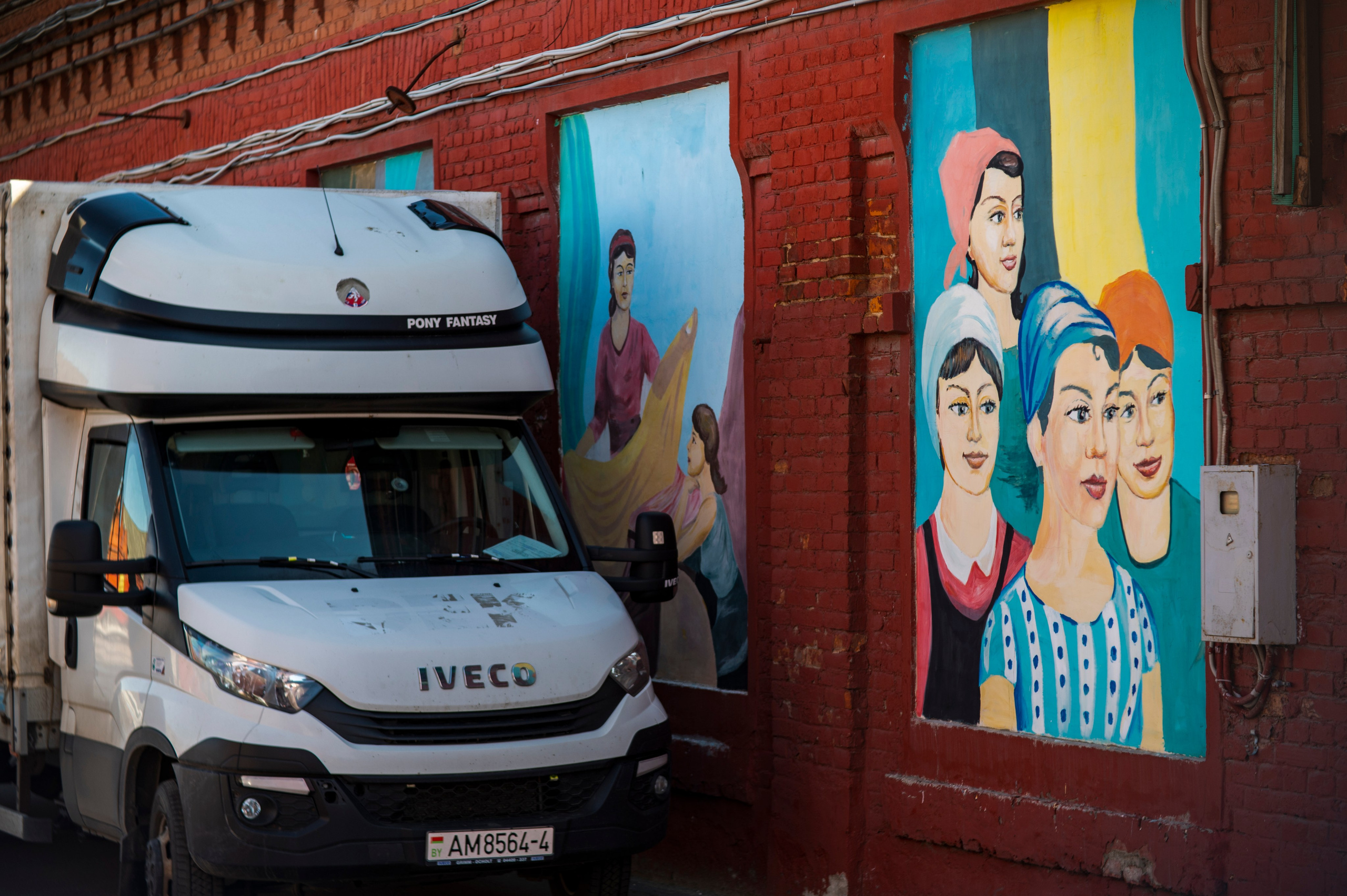 Фотопрогулка апрель 2022. Фотограф Роман Адлер