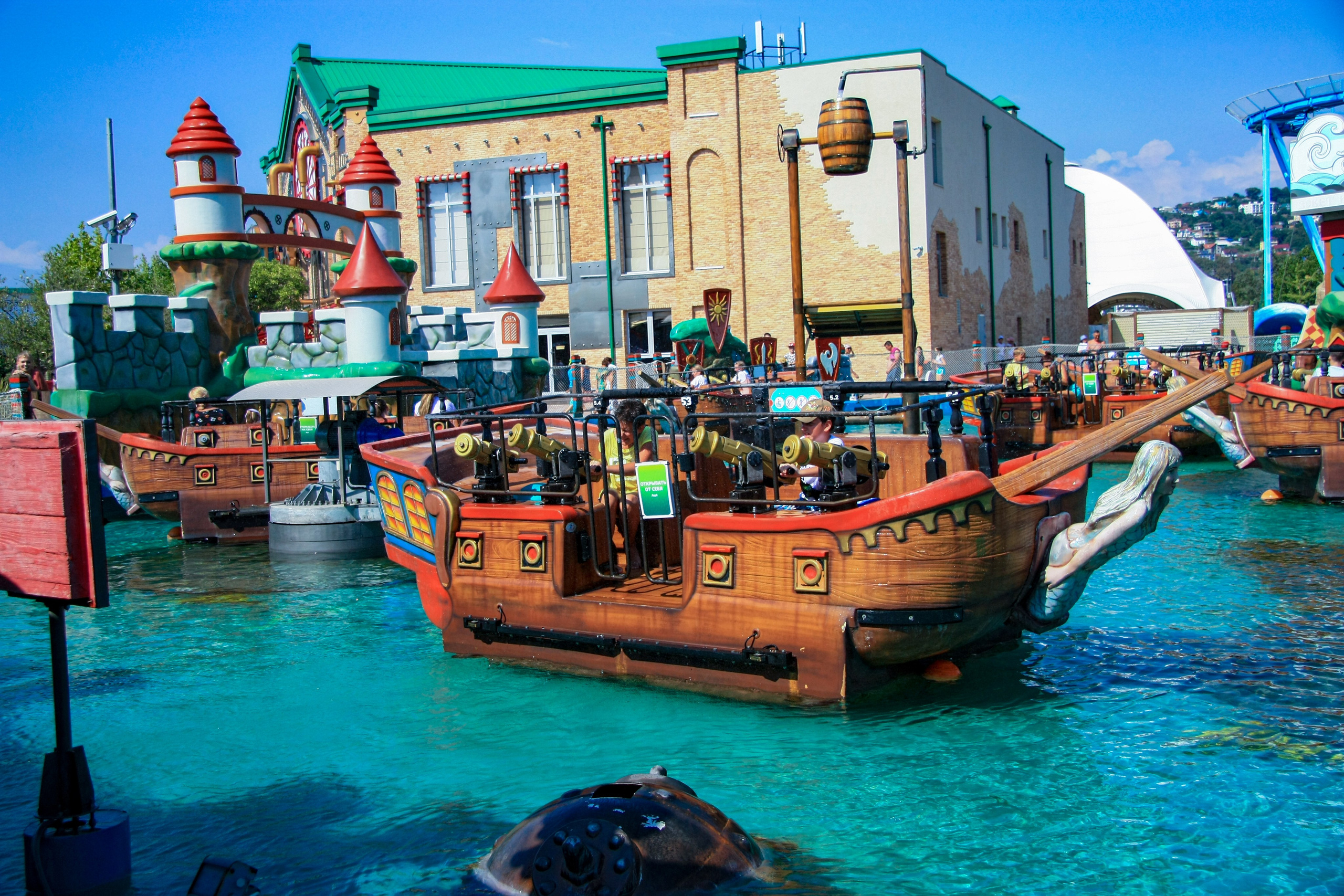 Первые кадры. Сочи — парк. Фотограф Роман Адлер