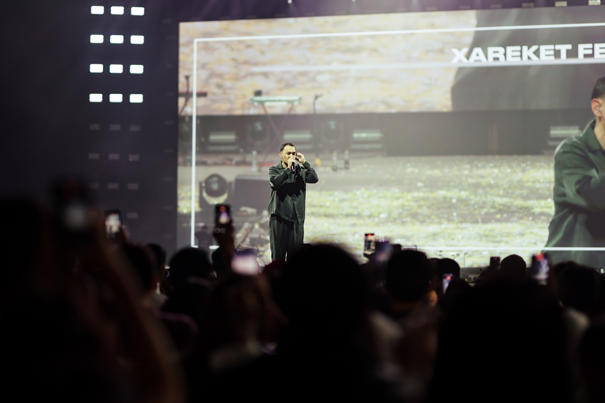 Concert colo. Свадебный фотограф в городе Алматы