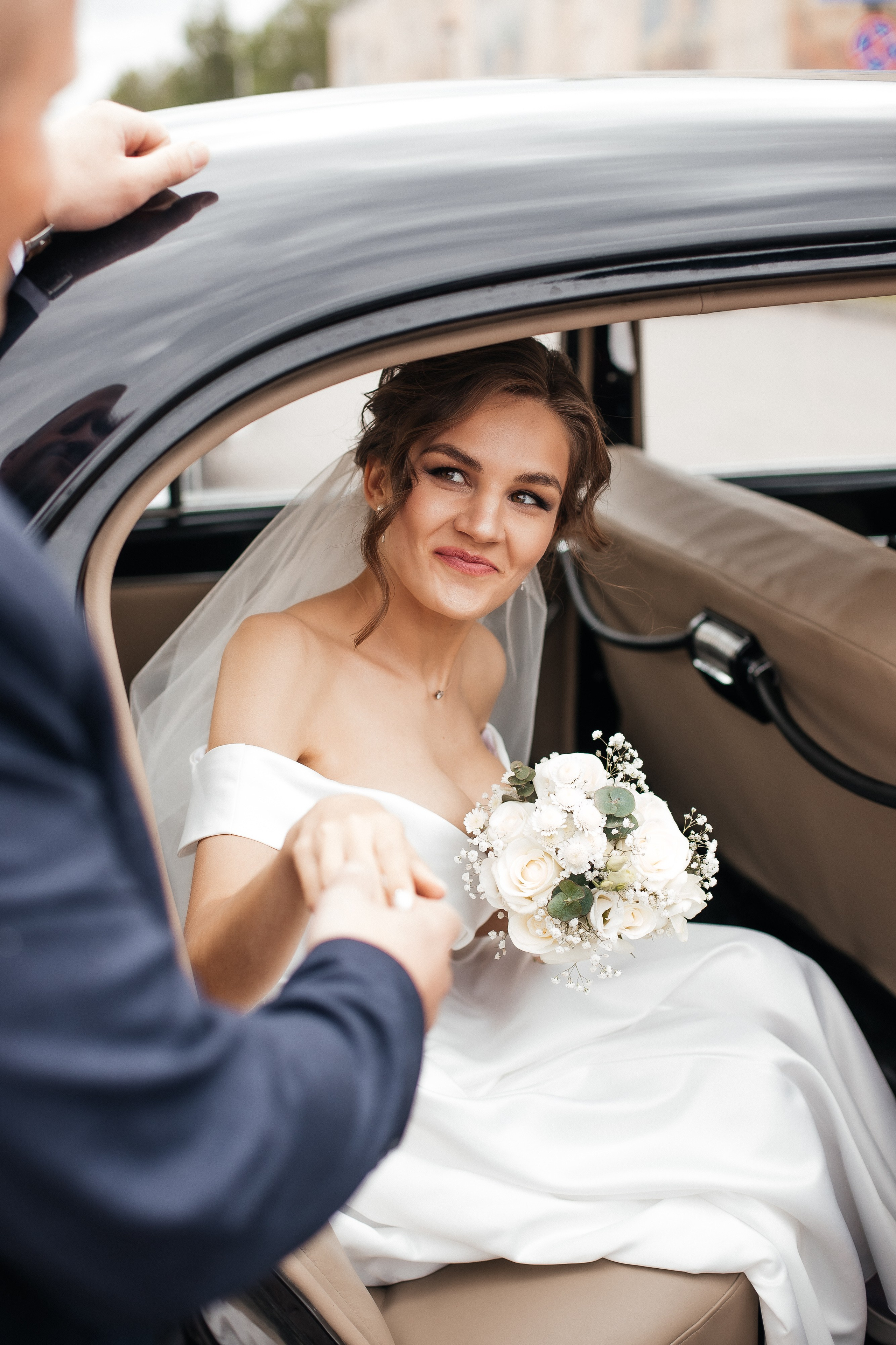 Пасмурно, гости, лимузин. Креативный и женский Фотограф Омске Наталья Лебедева