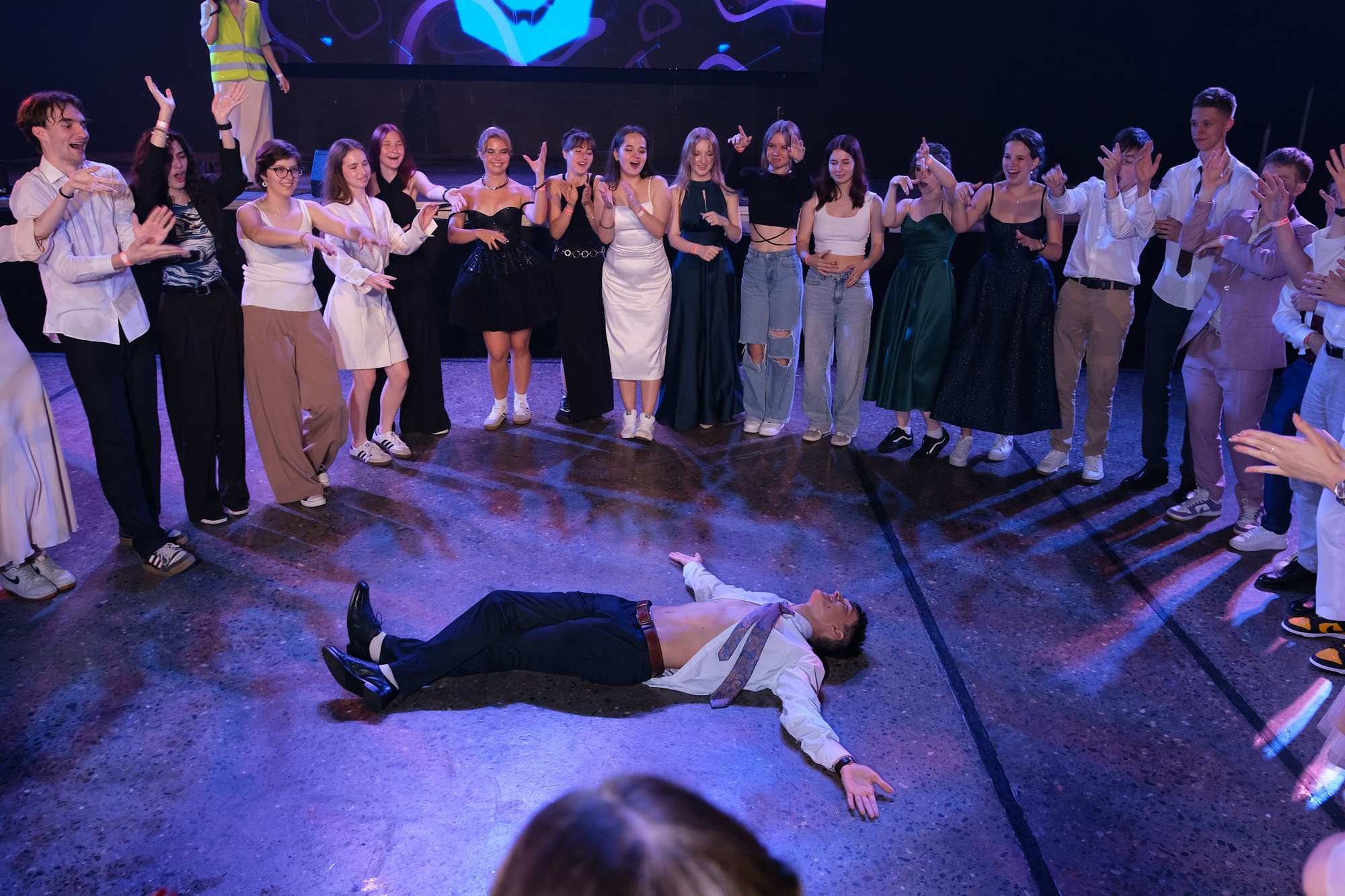 Выпускной альбом. Фото и видеосъемка