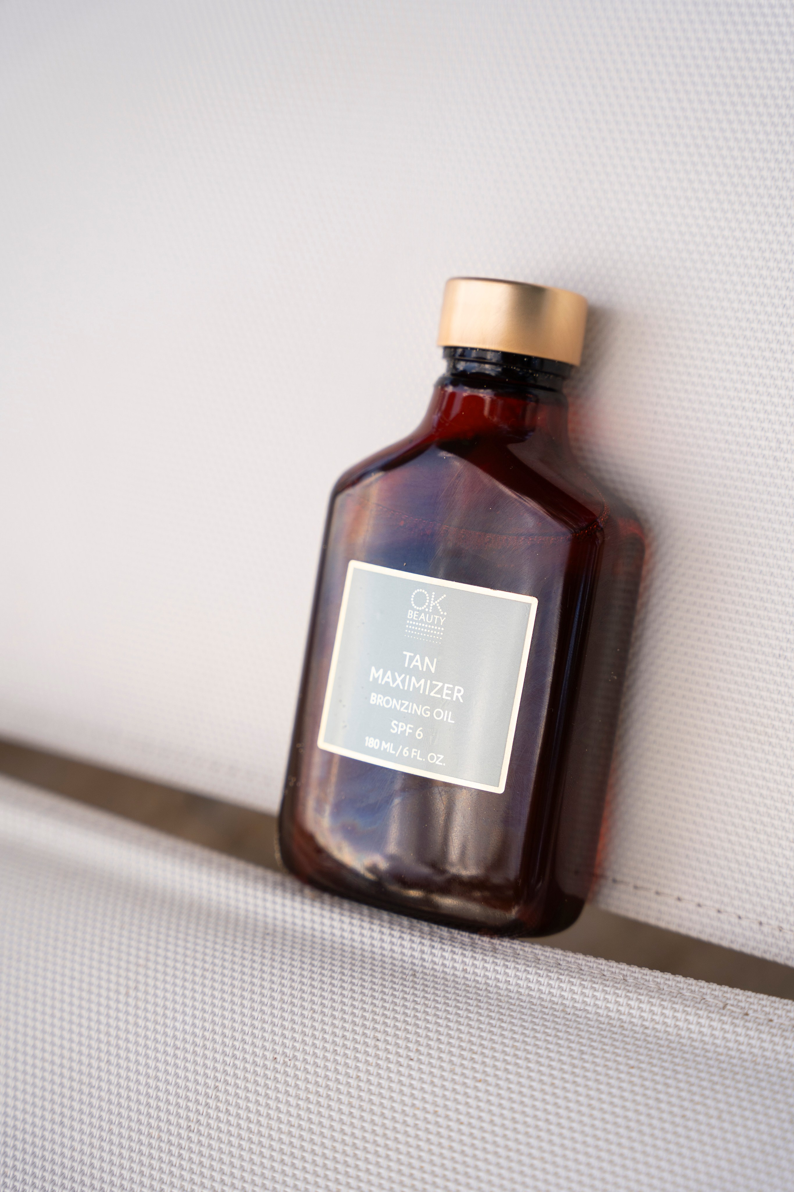 TAN SPF15. Brand designer | photographer | model