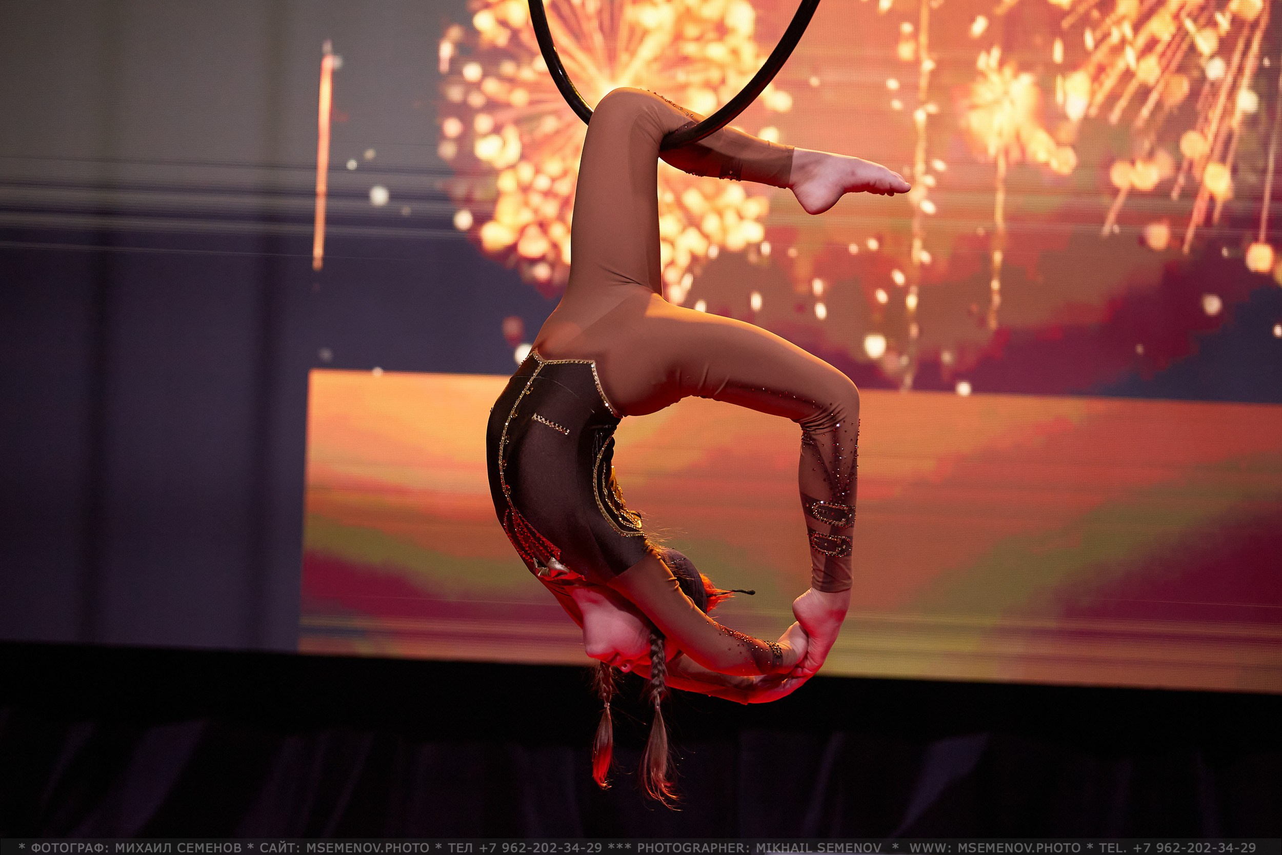 Анонс «SOUL POLE CHAMPIONSHIP IV». Photographer for business Mikhail Semenov. Aqua photo studio, photo school