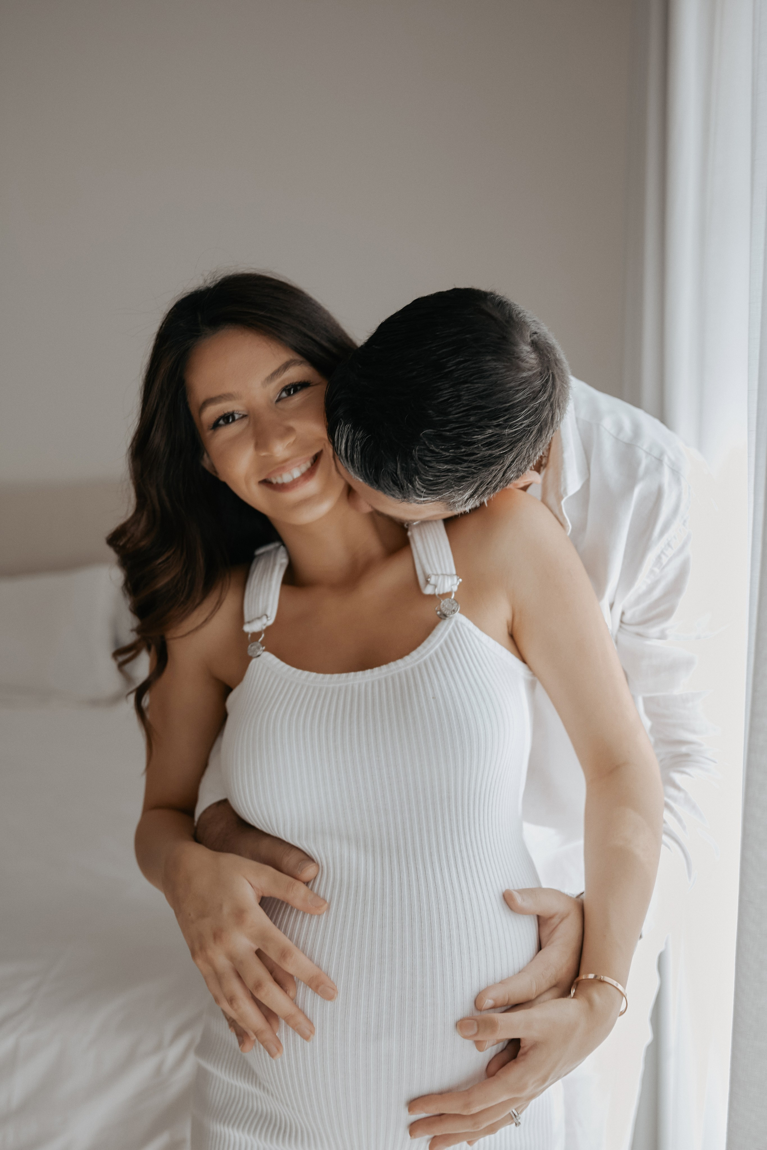 Beautiful Maternity Photos in Dubai | Timeless Shots
