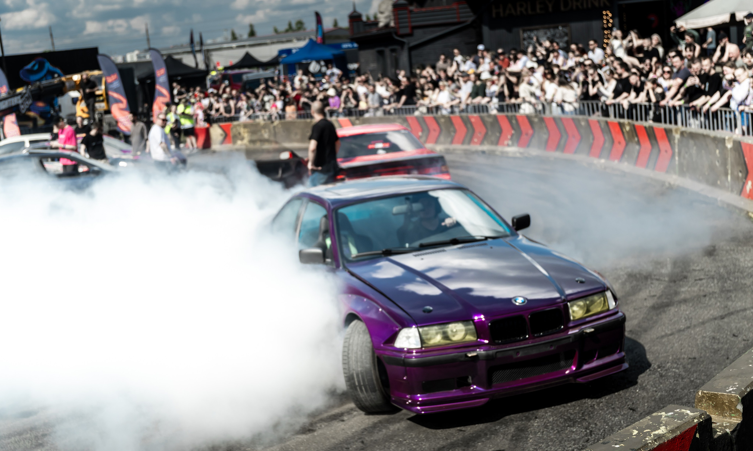 TURBO NIGHT. Opasnophoto