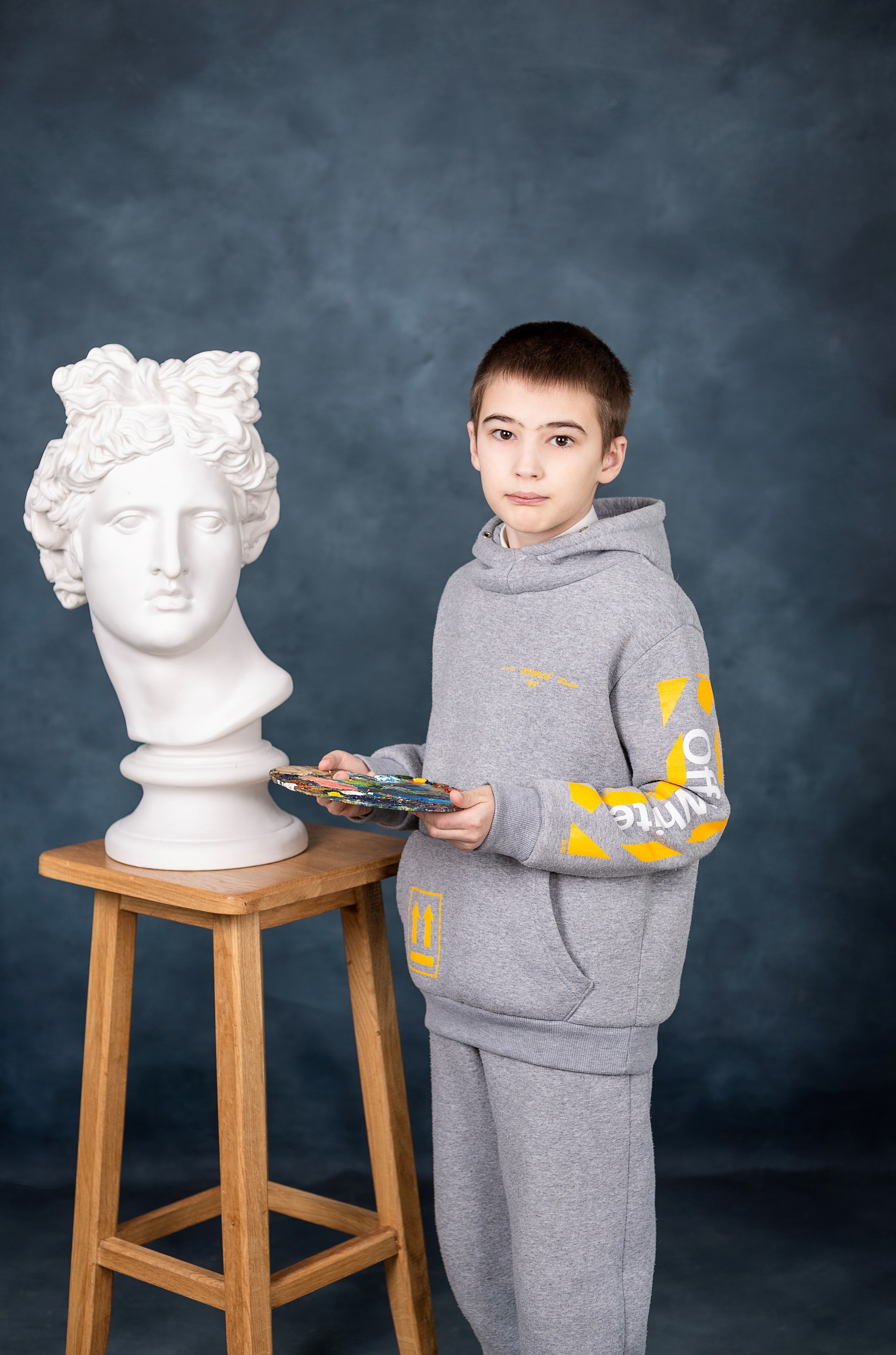 Портреты  — младшая школа (фоны, школа, улица). Выпускные альбомы Воронеж от Веры Соколовой