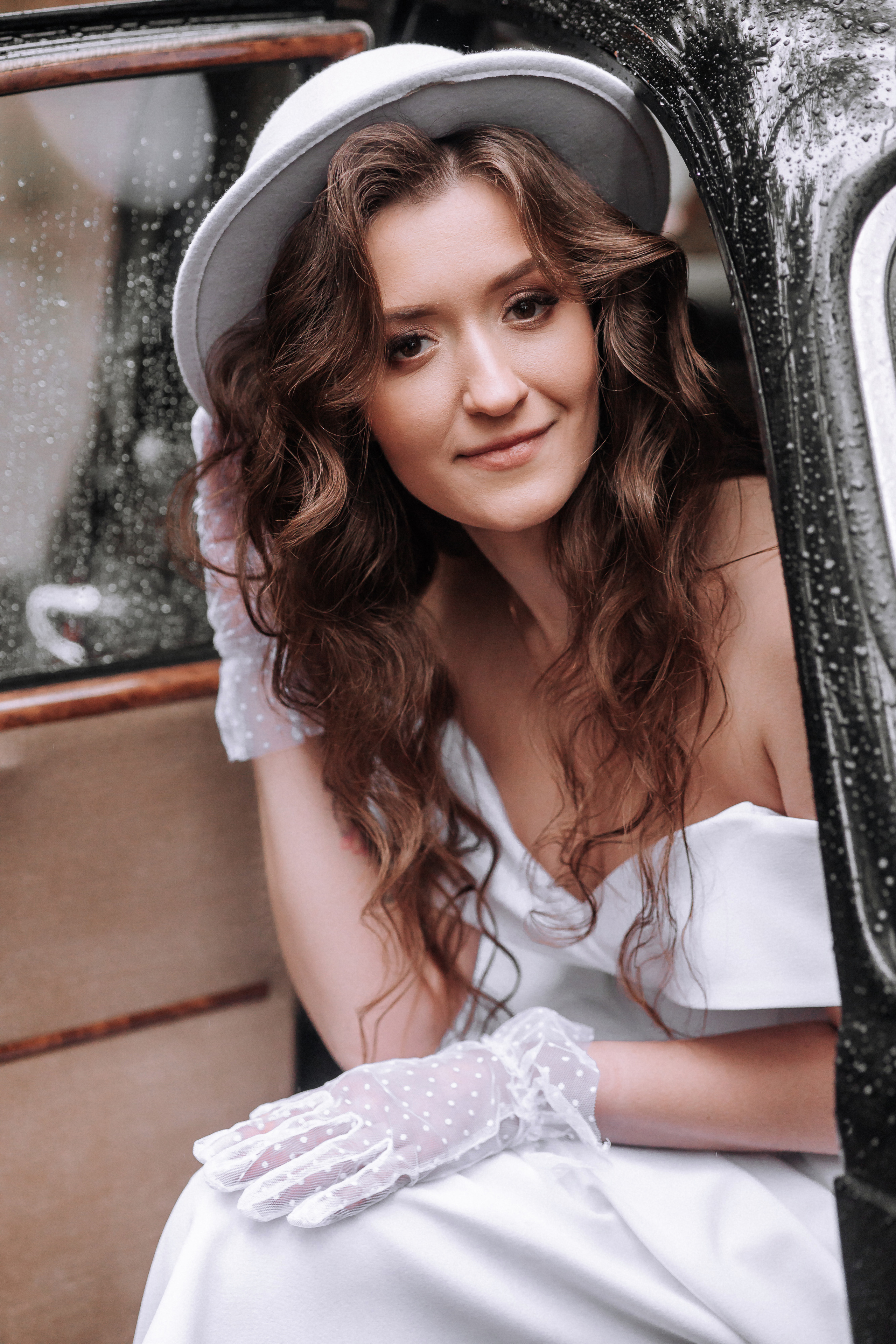 Двое под дождем. Свадебный фотограф Минск РБ