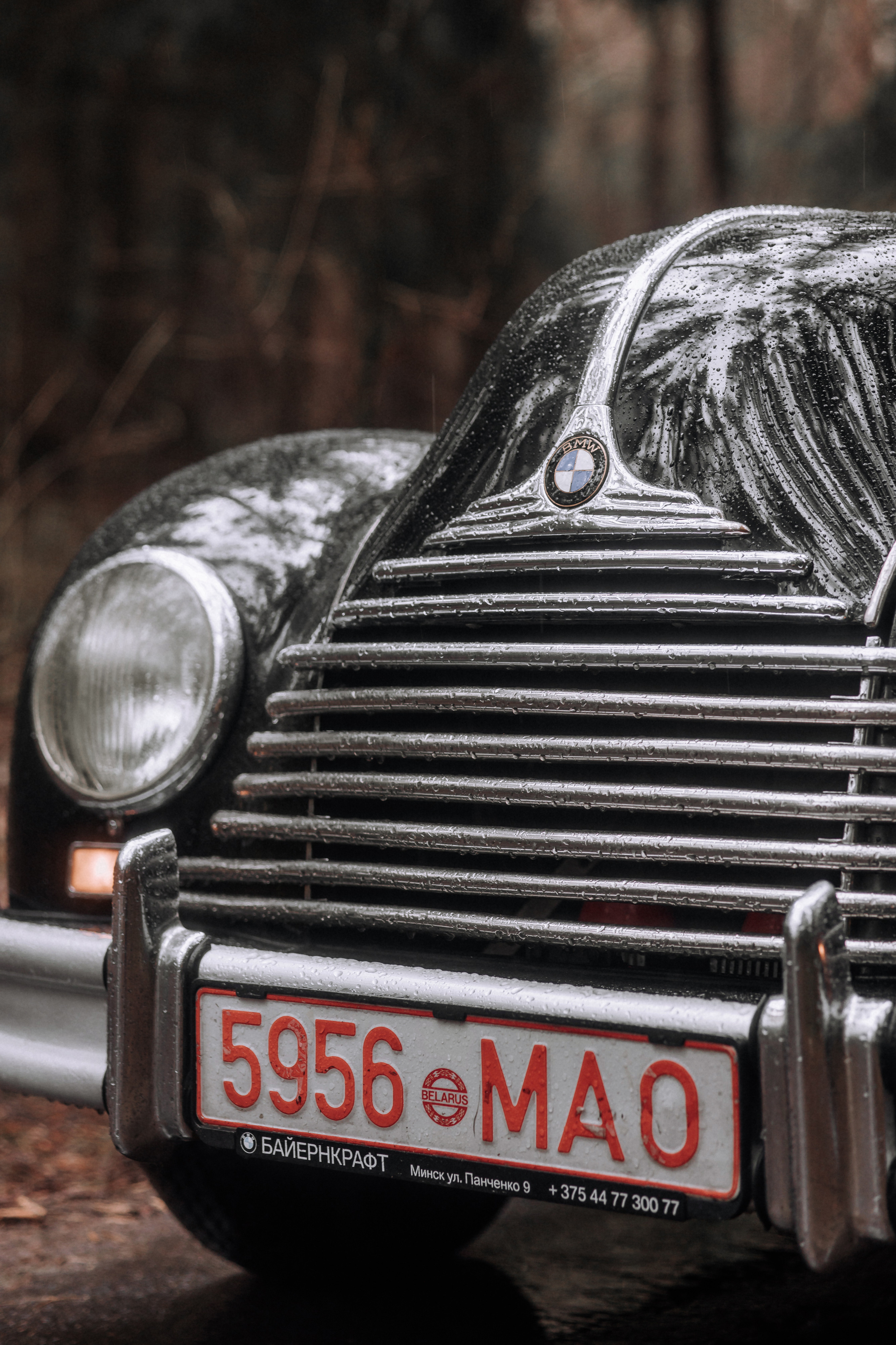 Двое под дождем. Свадебный фотограф Минск РБ