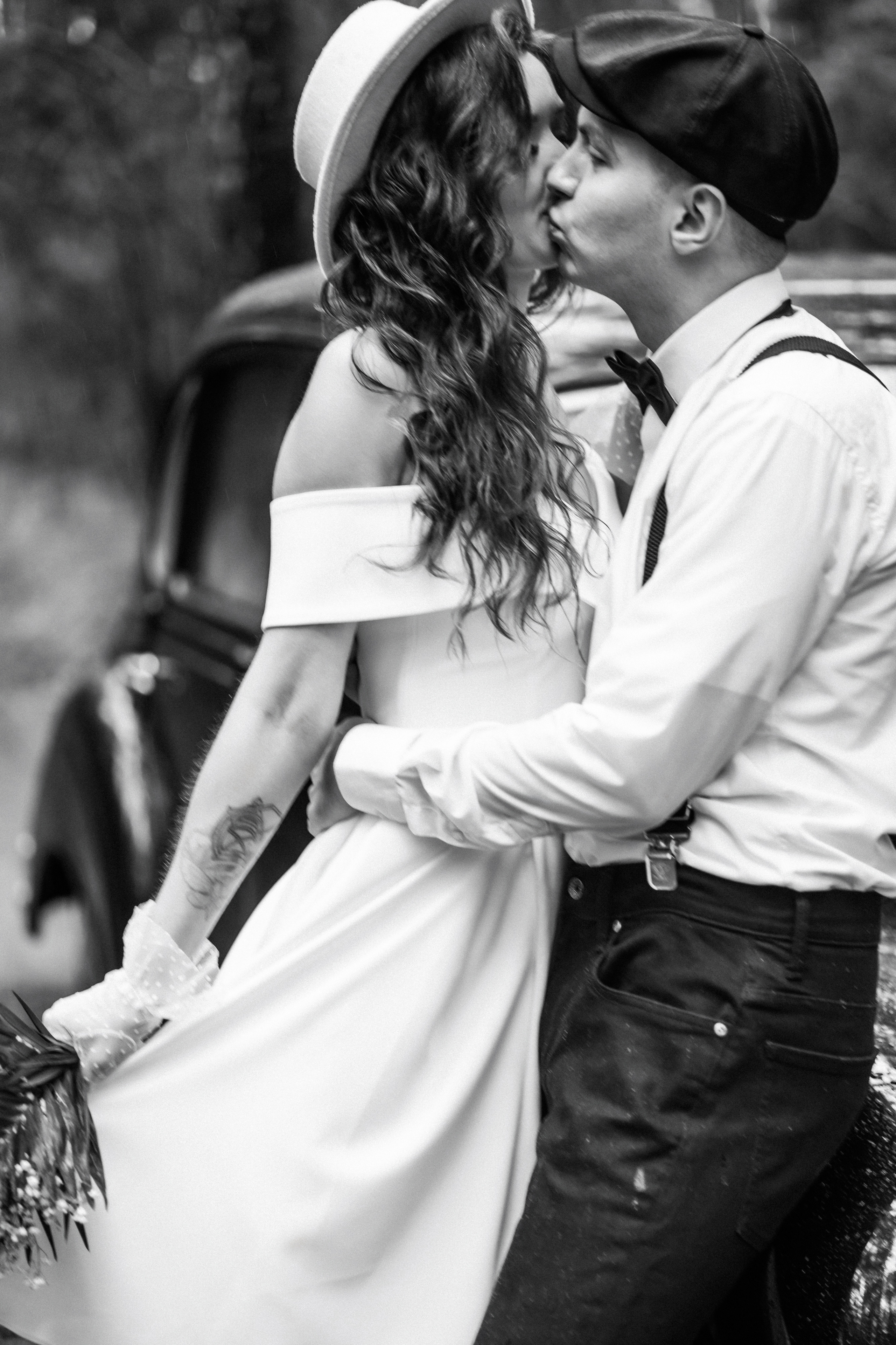 Двое под дождем. Свадебный фотограф Минск РБ