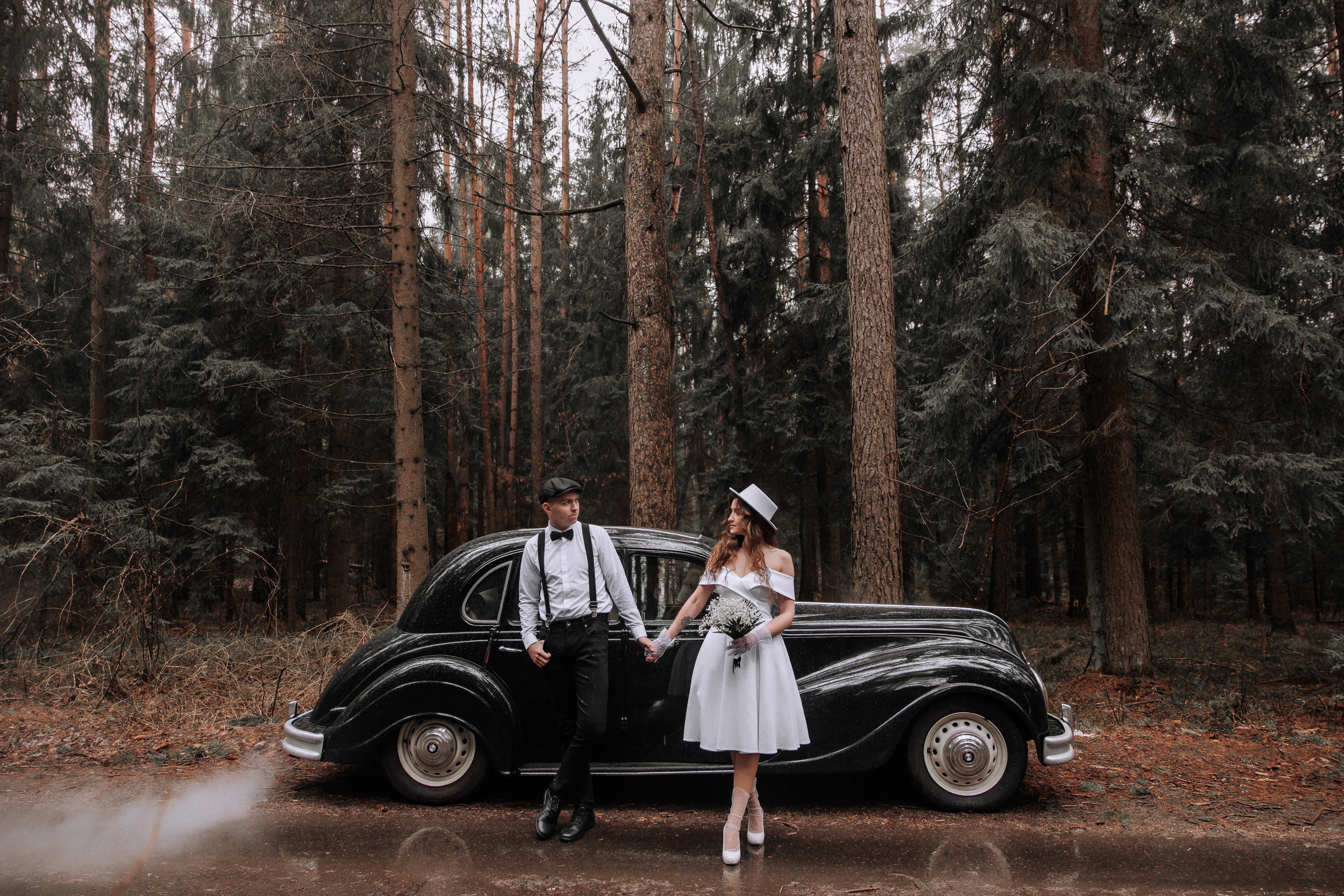 Двое под дождем. Свадебный фотограф Минск РБ