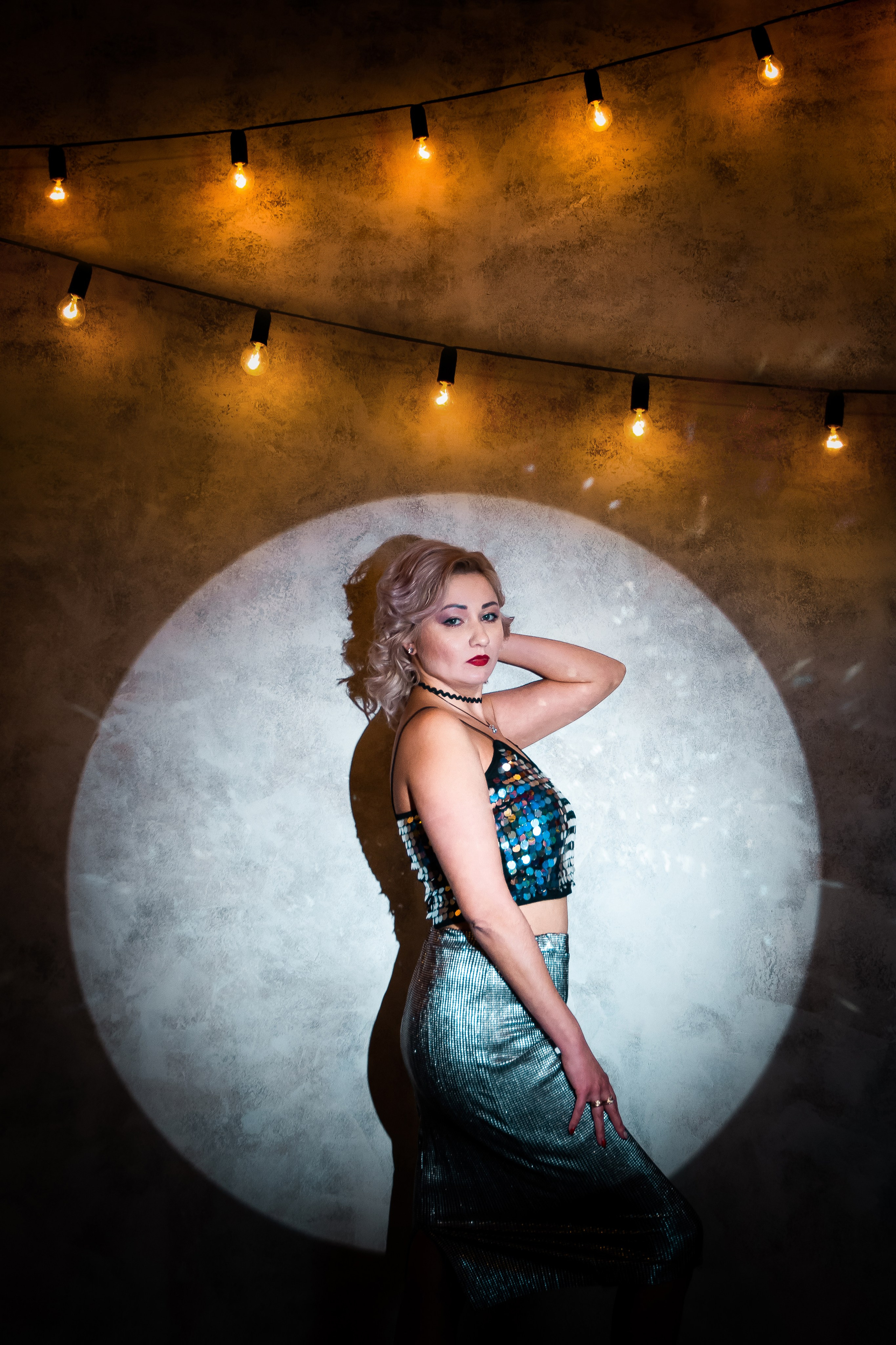 Фотосессия НЮ с цветным светом Кемерово