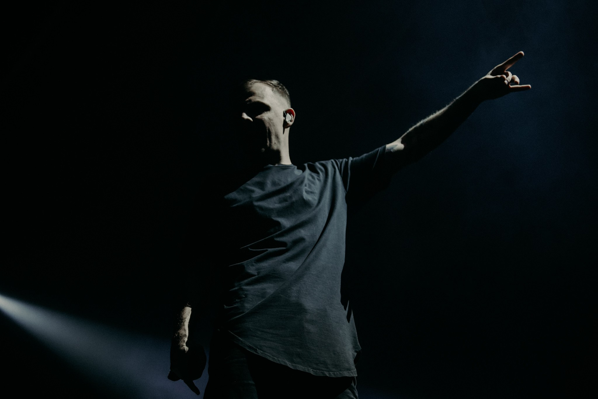 ANACONDAZ @MUSIC MEDIA DOM