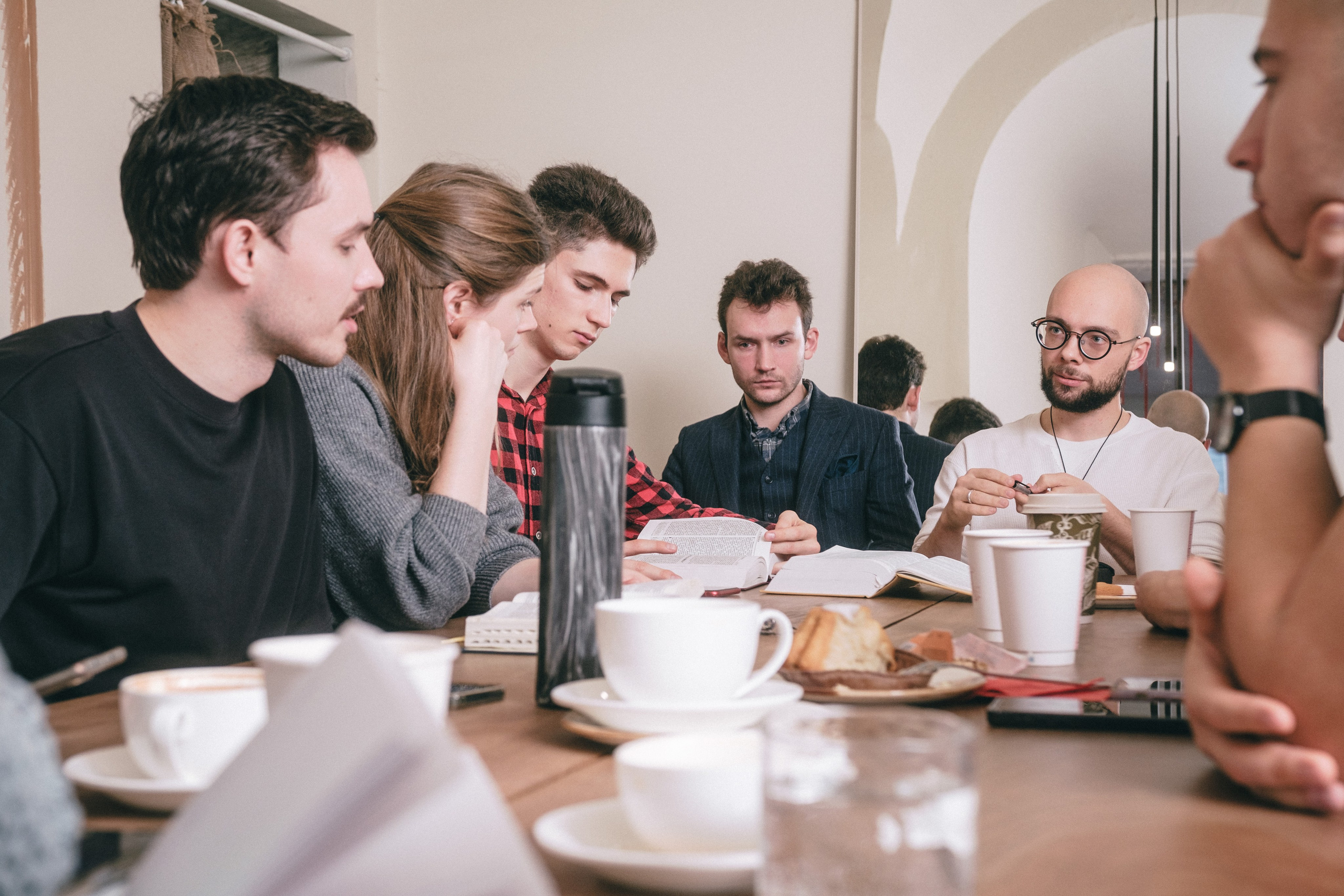 Библейский завтрак 22.10.2024. Фотограф в Москве Максим Скоробогатов