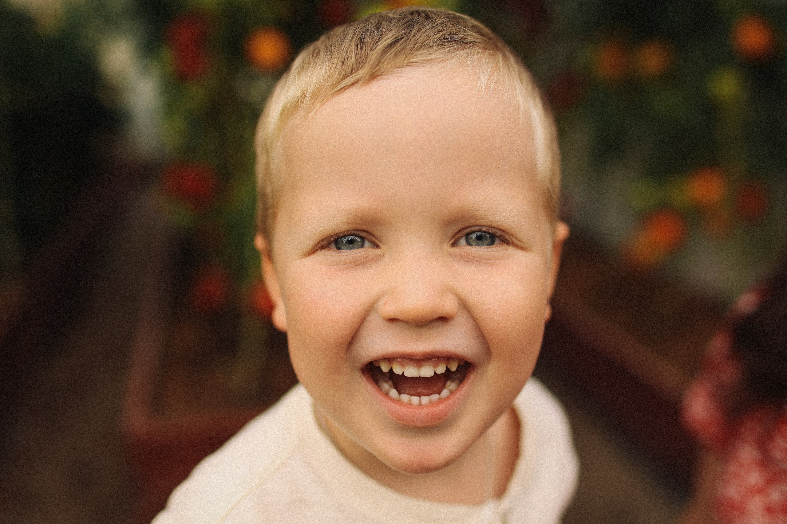 Помидорки Света и Мишенька. Фотограф Владимир Москва