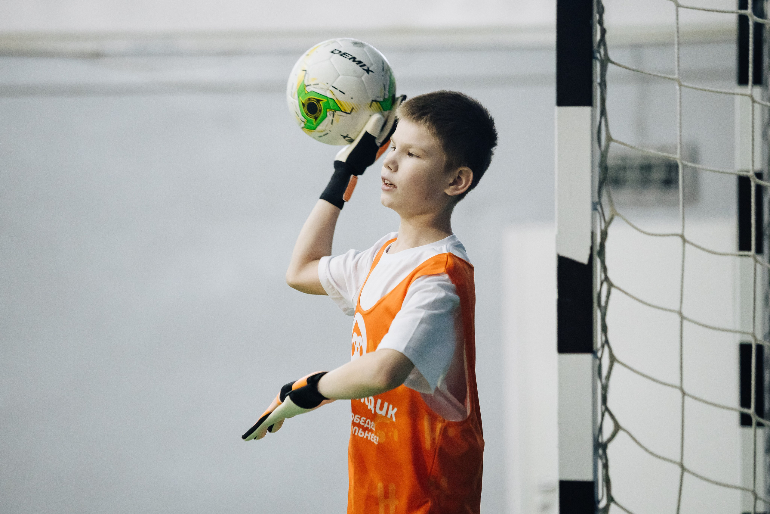 Турнир по футболу среди команд школ-интернатов Магнитогорска «Надеждик CUP» // 08.12.2024. Денис Прохоров Фотограф в г. Магнитогорск