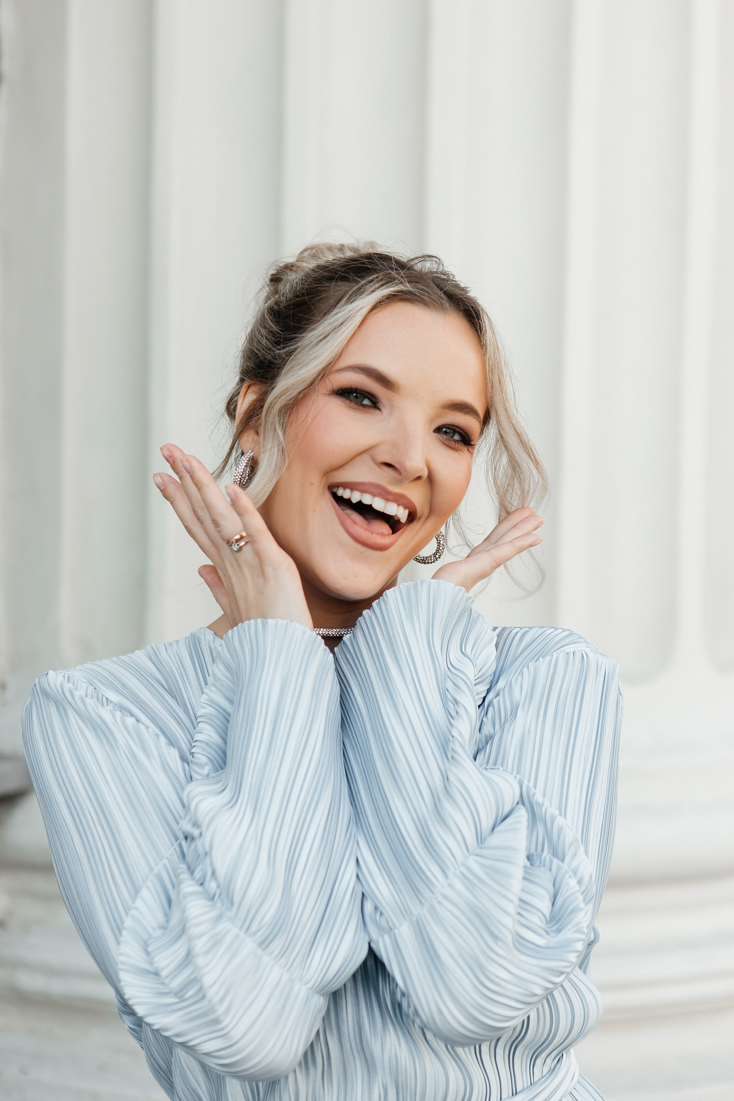 Анастасия и Екатерина. Фотограф в Иркутске Анастасия Кись. Студийная фотосессия беременности в тканях Иркутск. Семейная фотосессия, ПОРТРЕТ «ПОКОЛЕНИЕ»