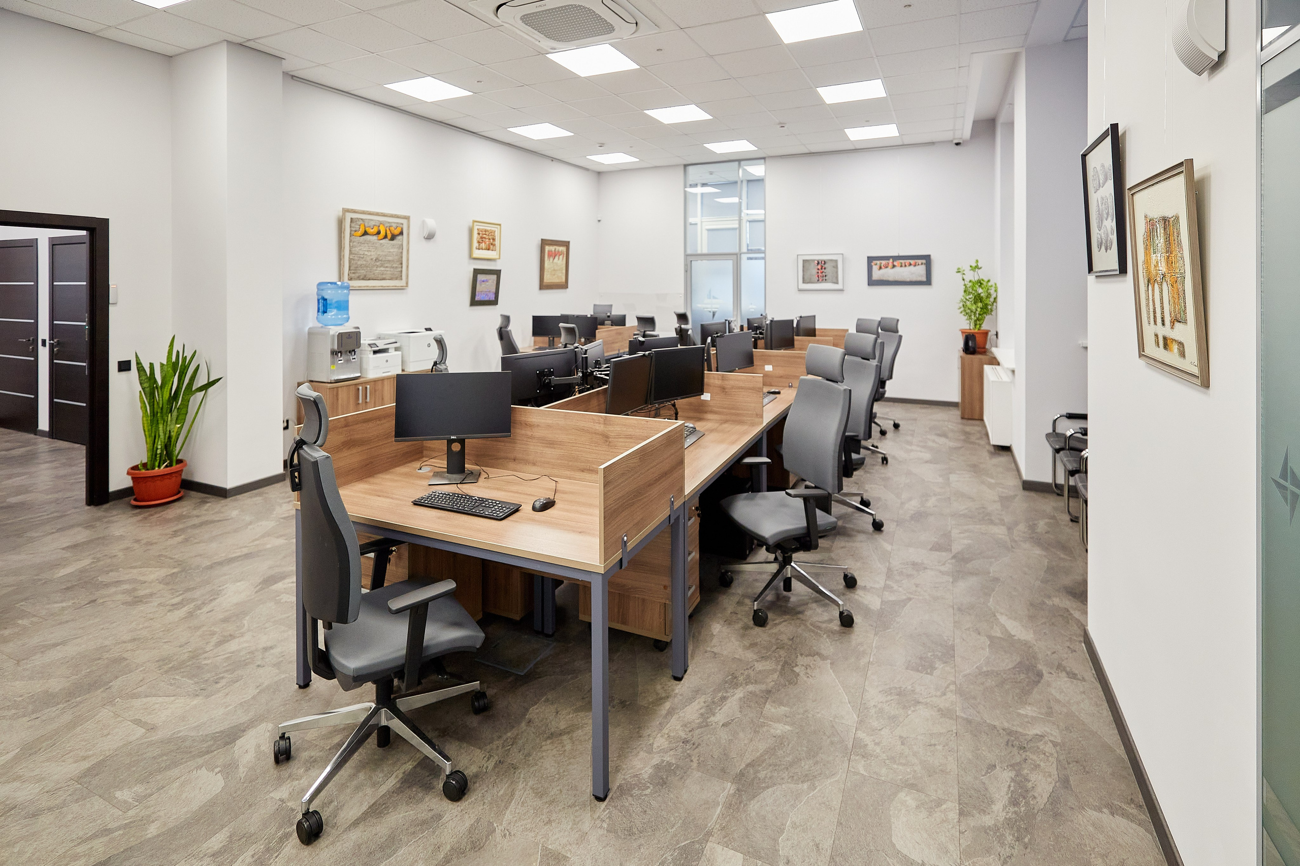 Съемка офиса Краснодар. Фотограф Руслан Потапов в Краснодаре