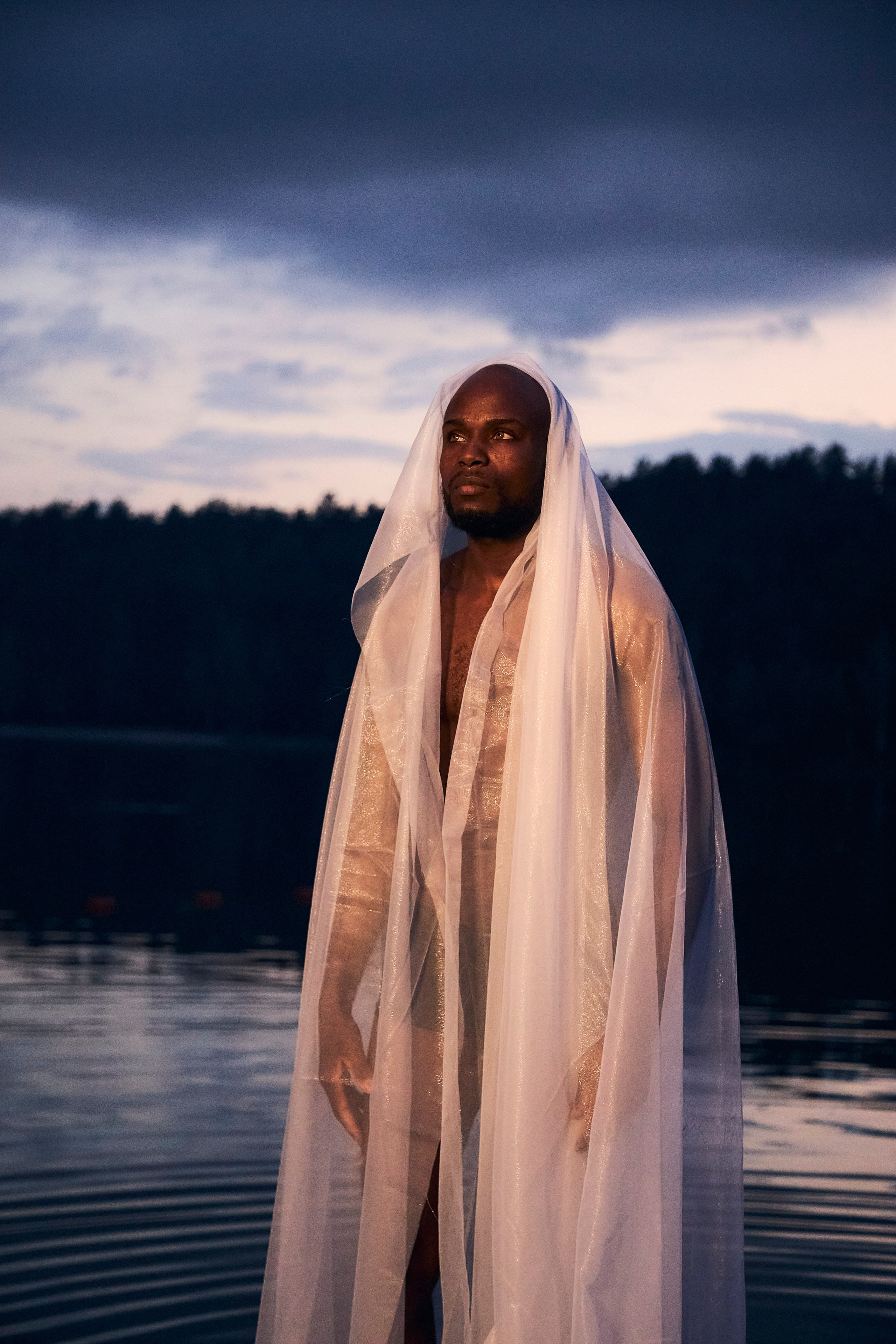 Фотосеесия на озере в Лыткаринском карьере. Анна Потявина. Фотограф Москва