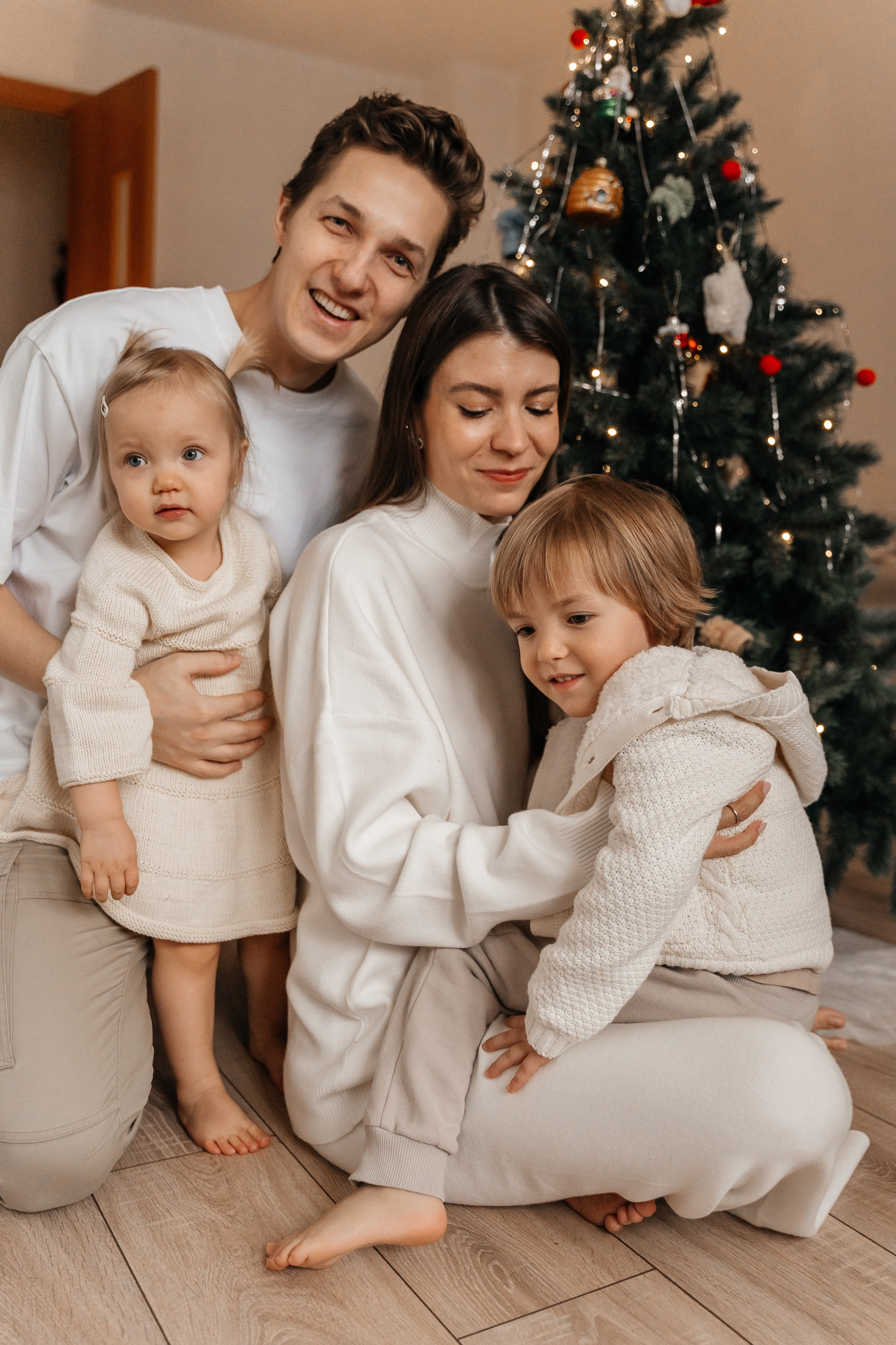 Саша, Женя, Лёва и Марта. Волик Мария