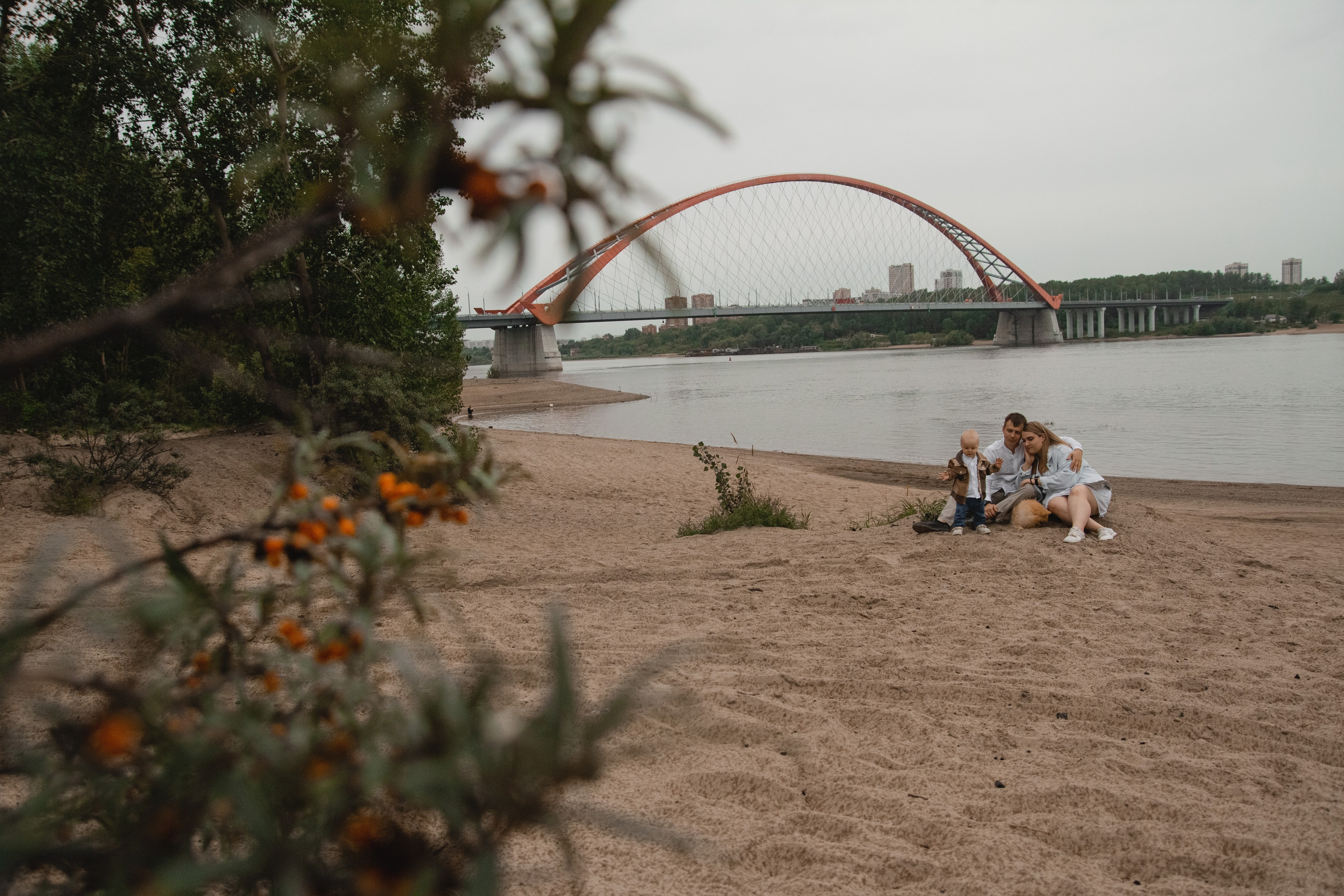 Под Бугринским мостом. ФОТОГРАФ НОВОСИБИРСК — АЛЁНА ЖИГАЛЕЕВА