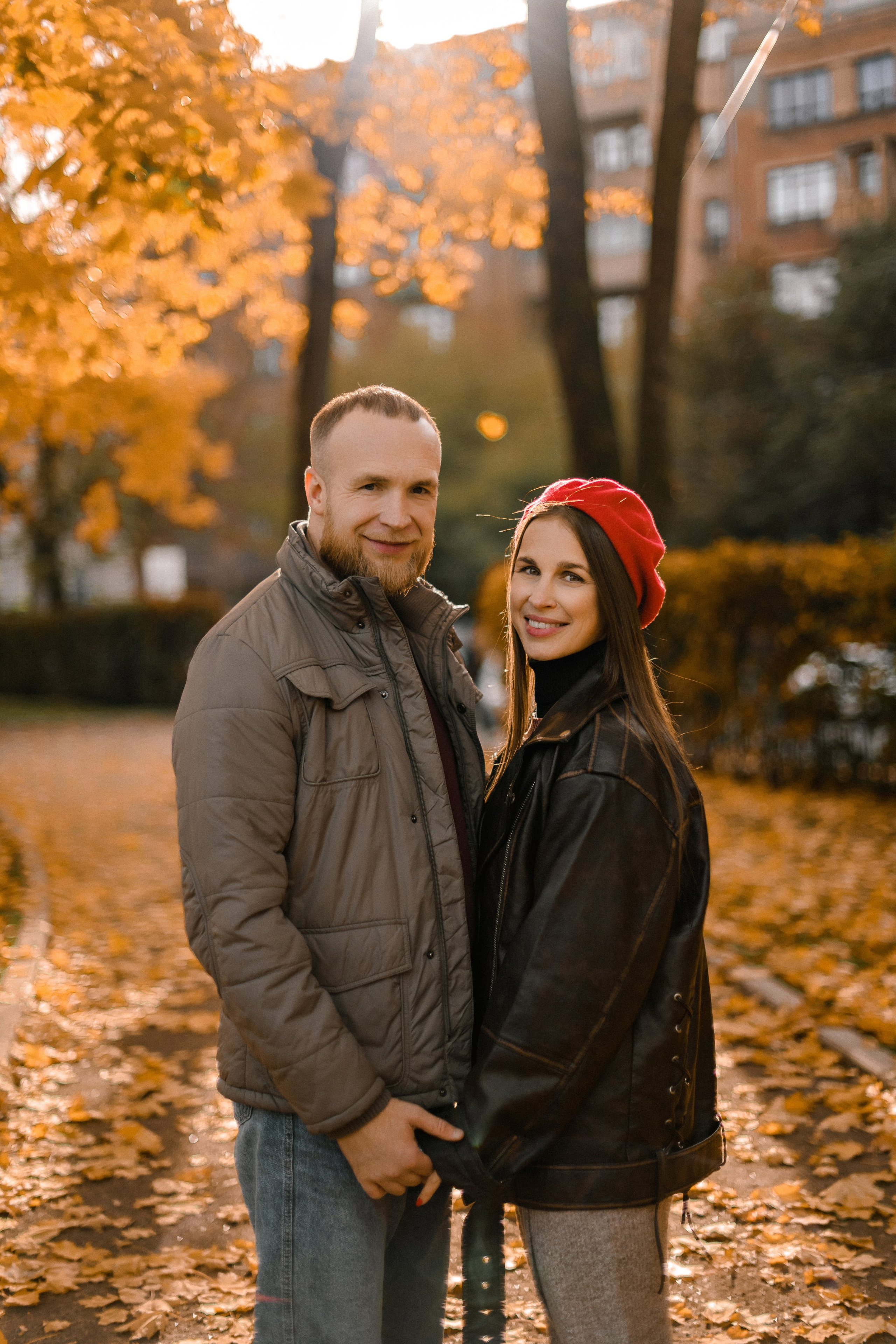 Люба и Коля. Осень на Петроградке. Свадебный фотограф в Санкт-Петербурге София Шубик