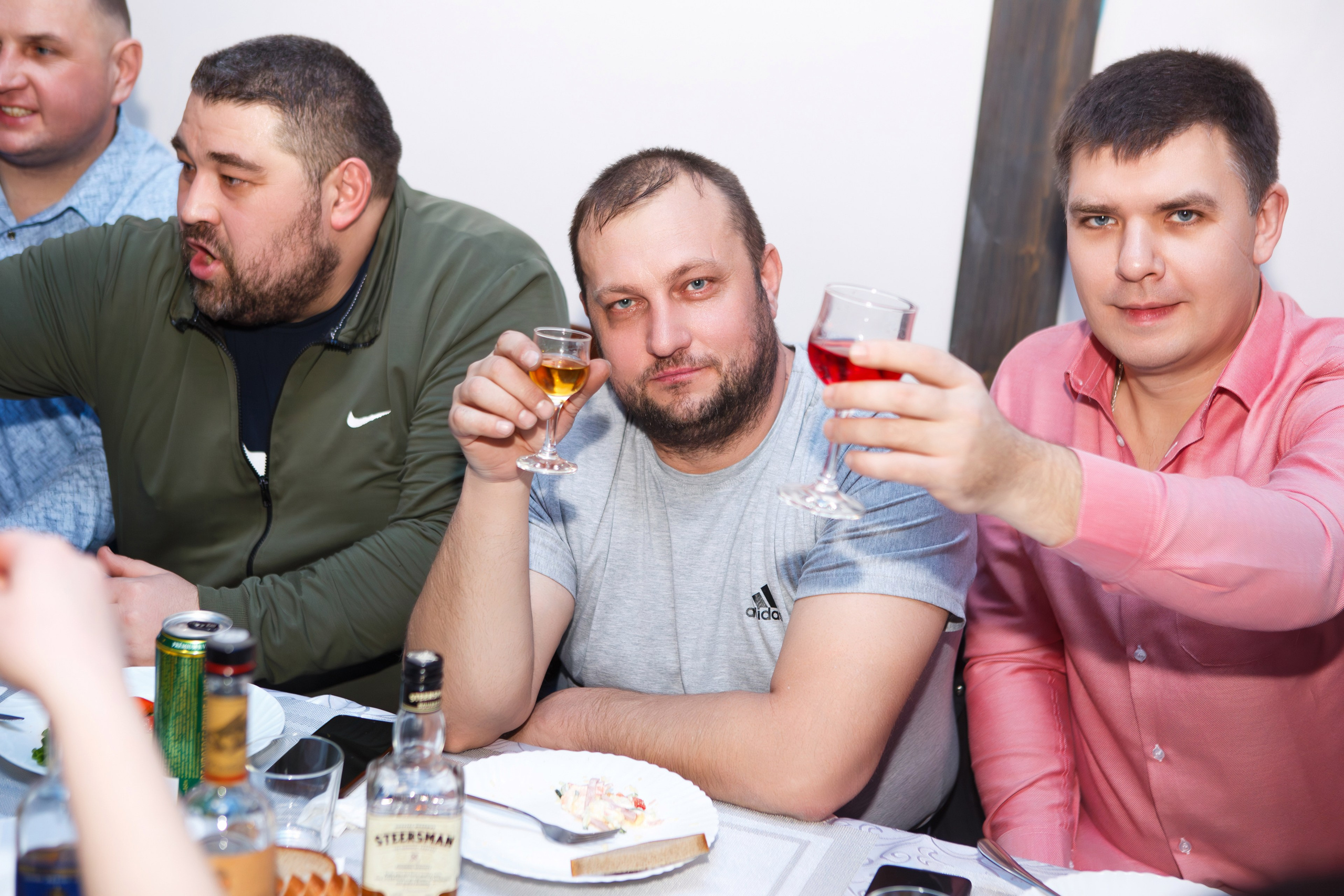 КОРПОРАТИВ 20.12.24 (кафе — АТМОСФЕРА). Профессиональный фотограф в Мценске и Орловской области