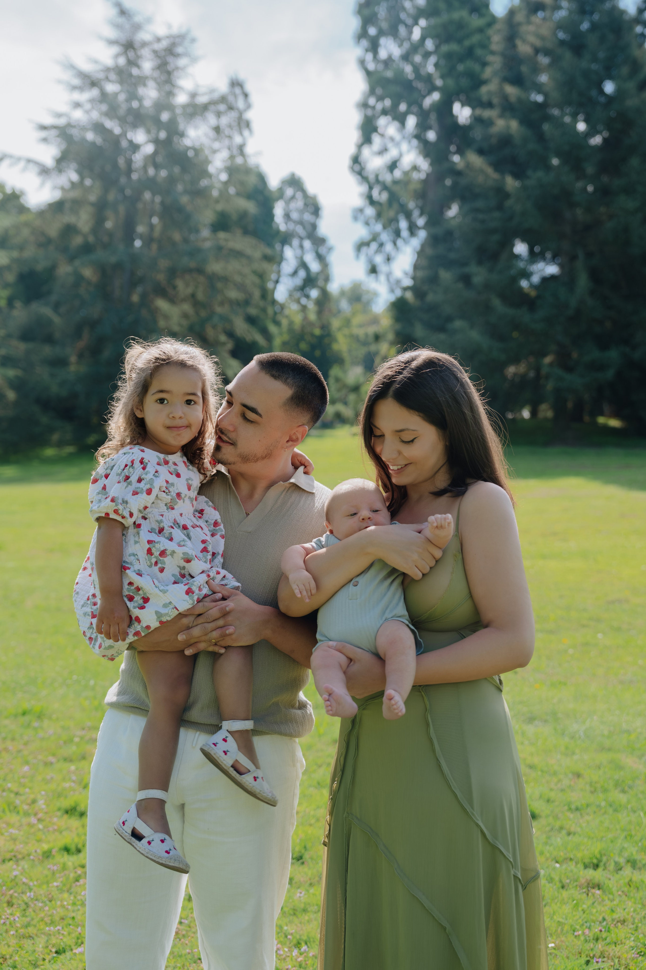 Yasmina & Ludovic with kids. Профессиональный свадебный фотограф в Женеве и Швейцарии | Таня Вовчецкая