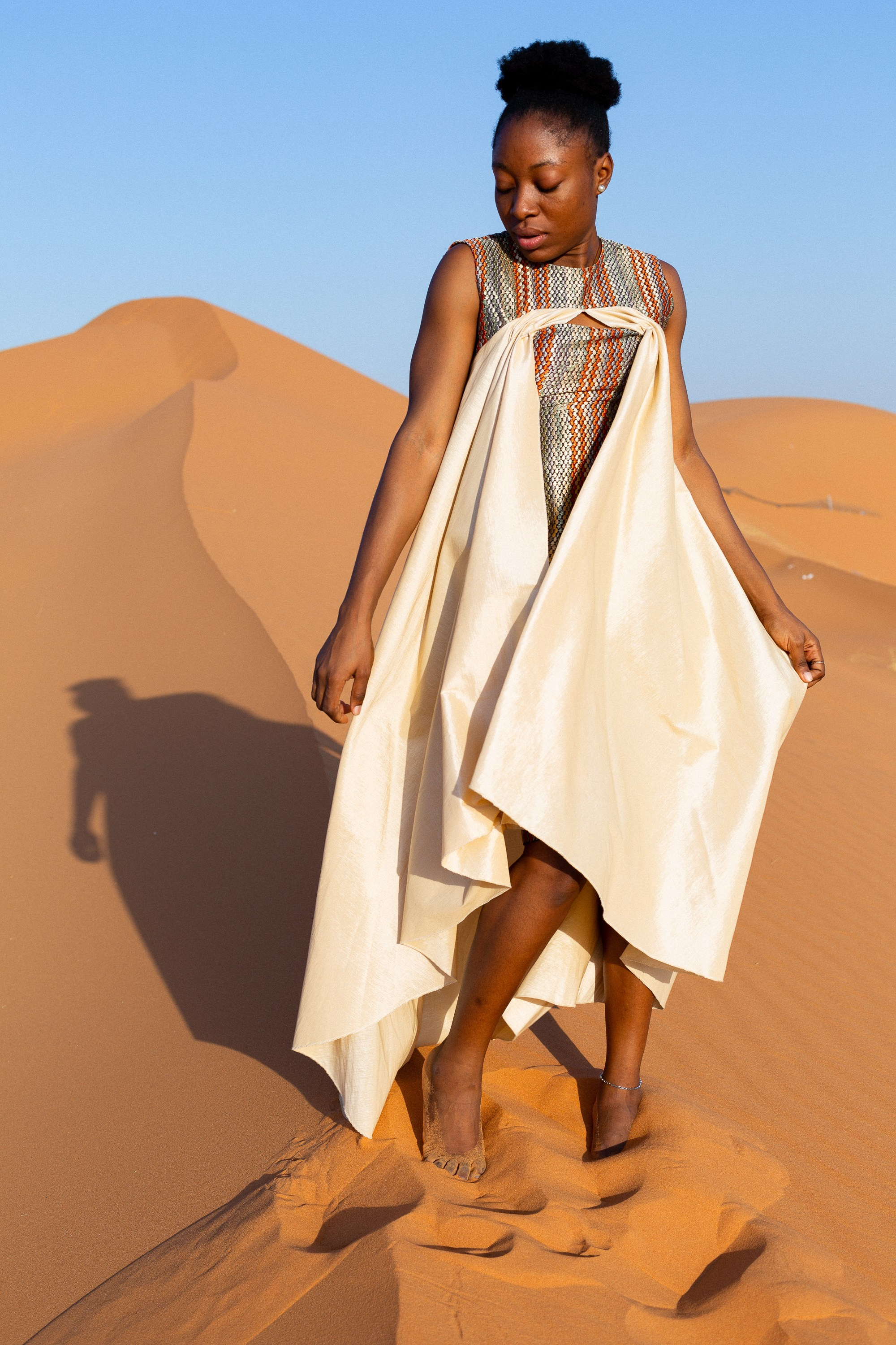 Лавлин Бакари