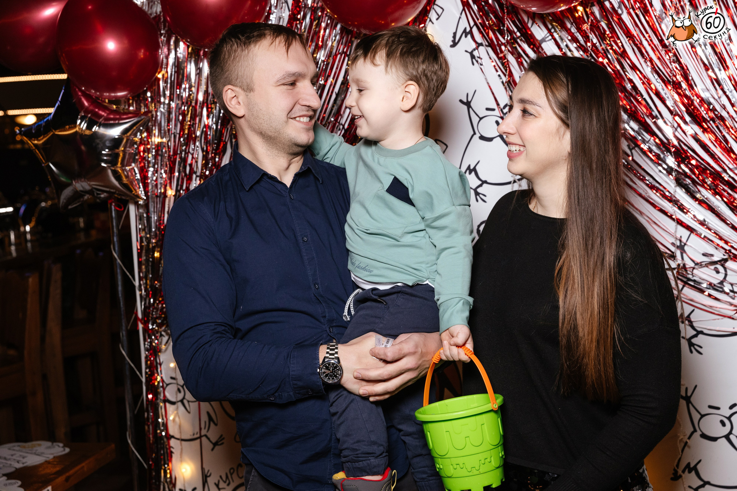 День рождения клуба 60 секунд. Семейный фотограф — Макс Белогрудов