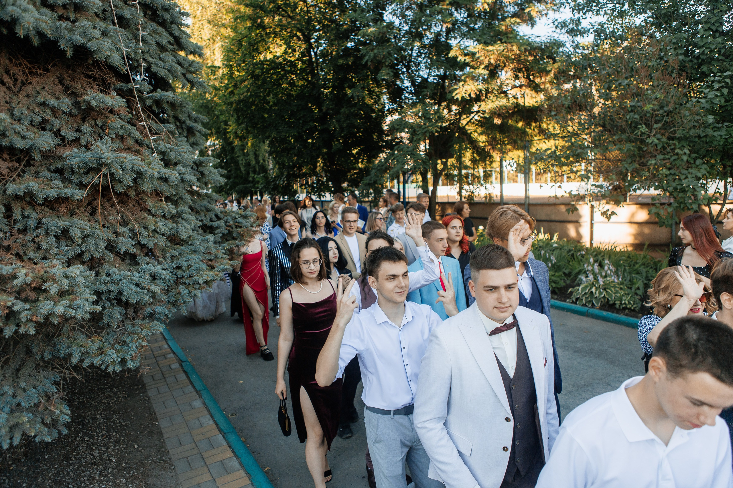 Выпускной Гимназия 12 2024 г. Свадебный и портретный Фотограф в Липецке Дмитрий Котюков